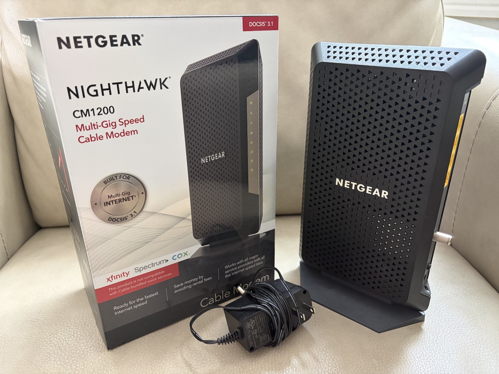 NETGEAR Nighthawk CM1200-100NAS DOCSIS 3.1 Cable Modem Pre-Owned Excellent Cond.