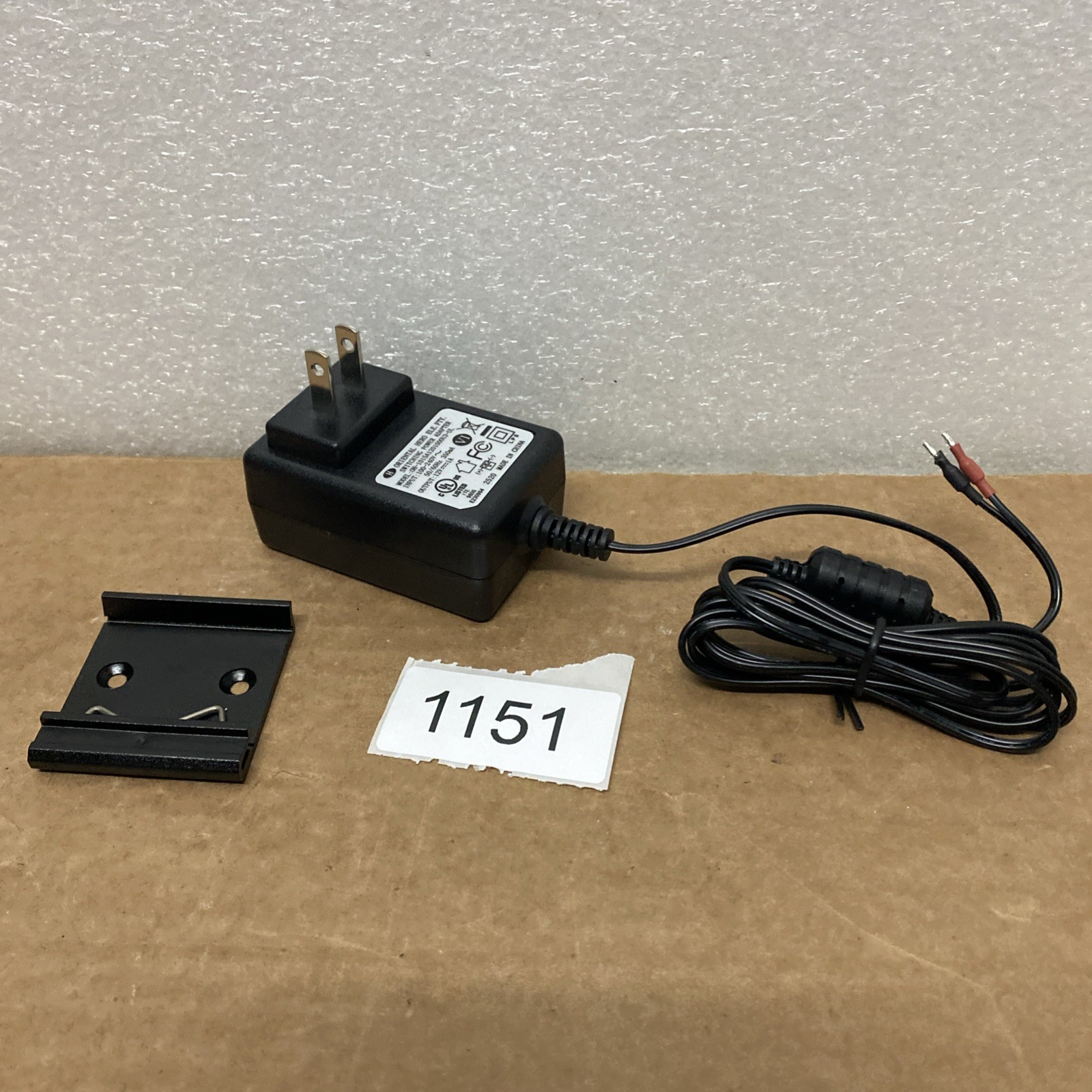 Power Cable For Linovision IOT-R32L Cellular Router
