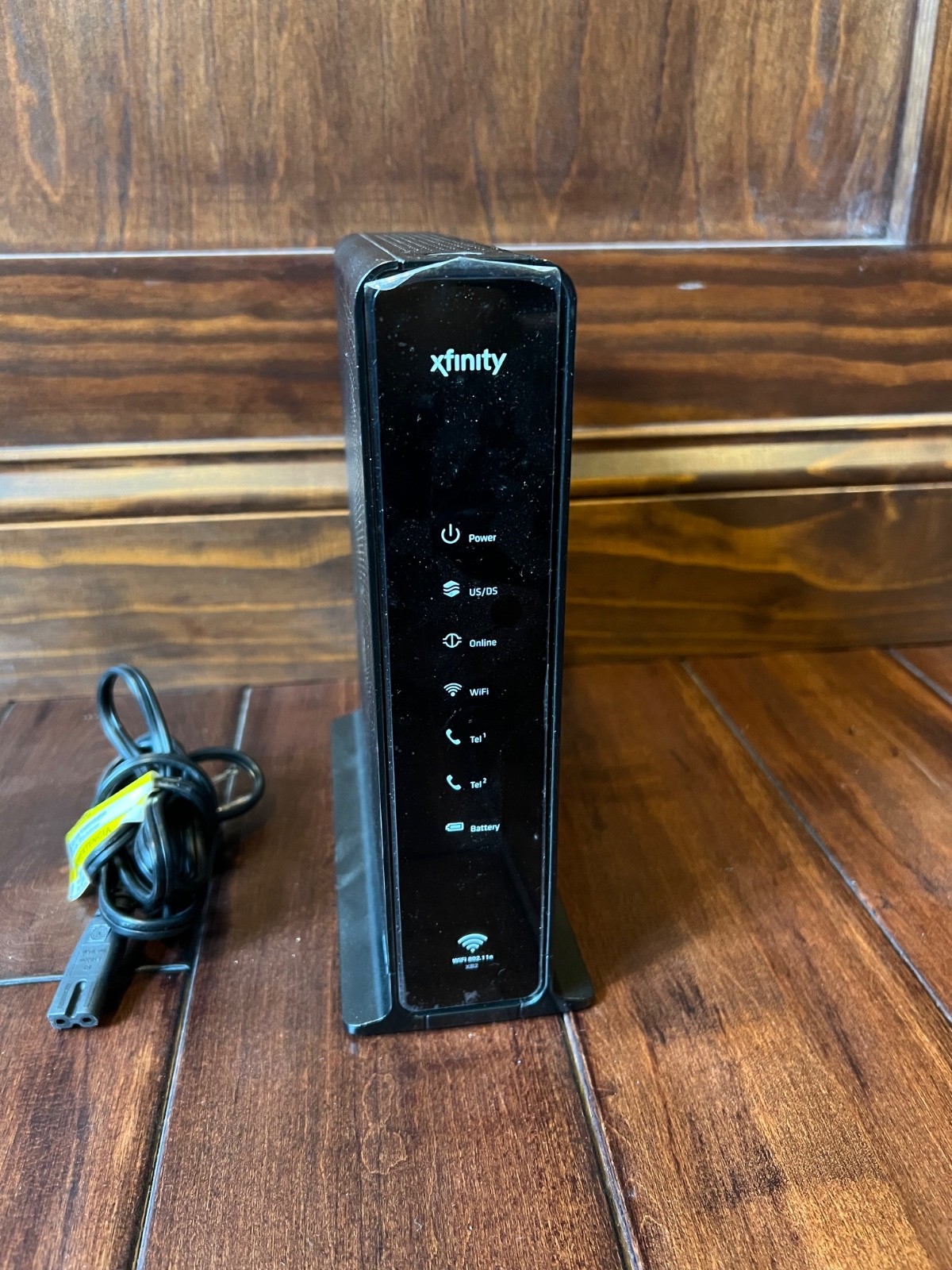 Xfinity Cable Modem Wifi Router Arris TG862G/CT With Power Cord USED