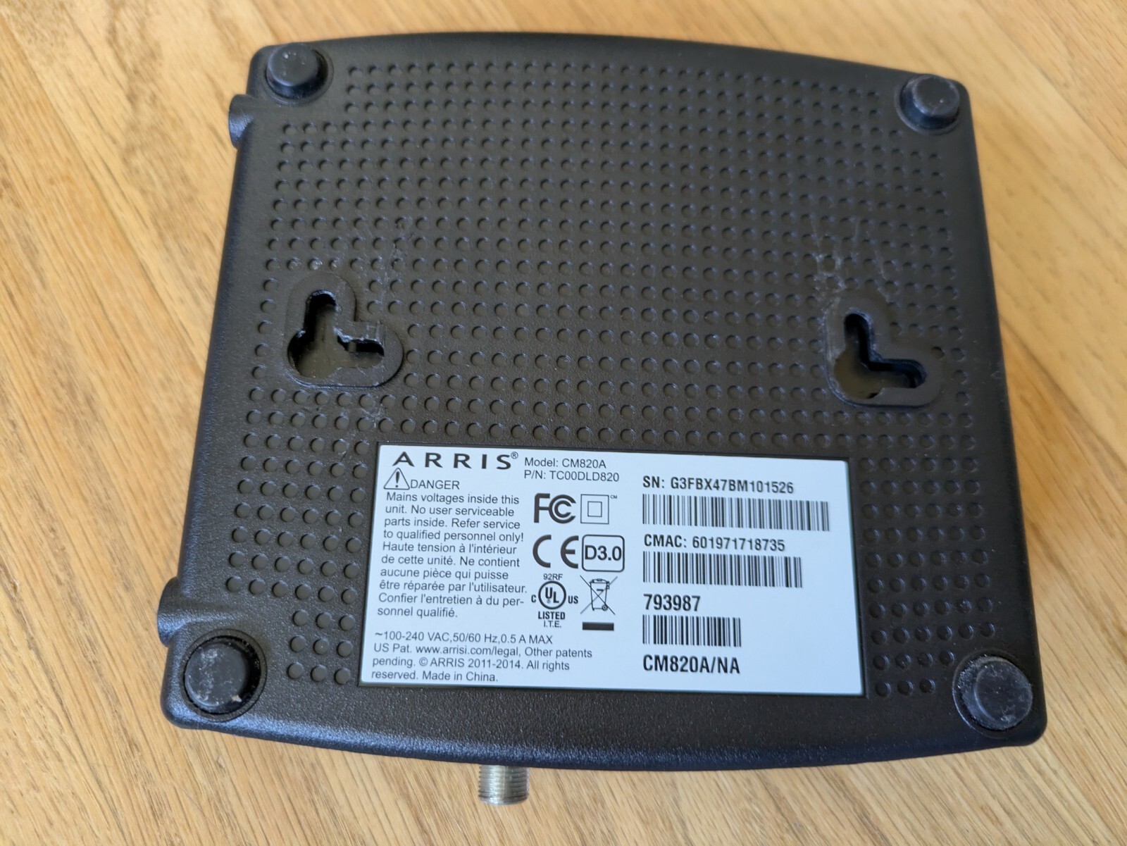 Arris CM820A DOCSIS 3.0 Cable Modem w/ Power Cord WORKING CONDITION