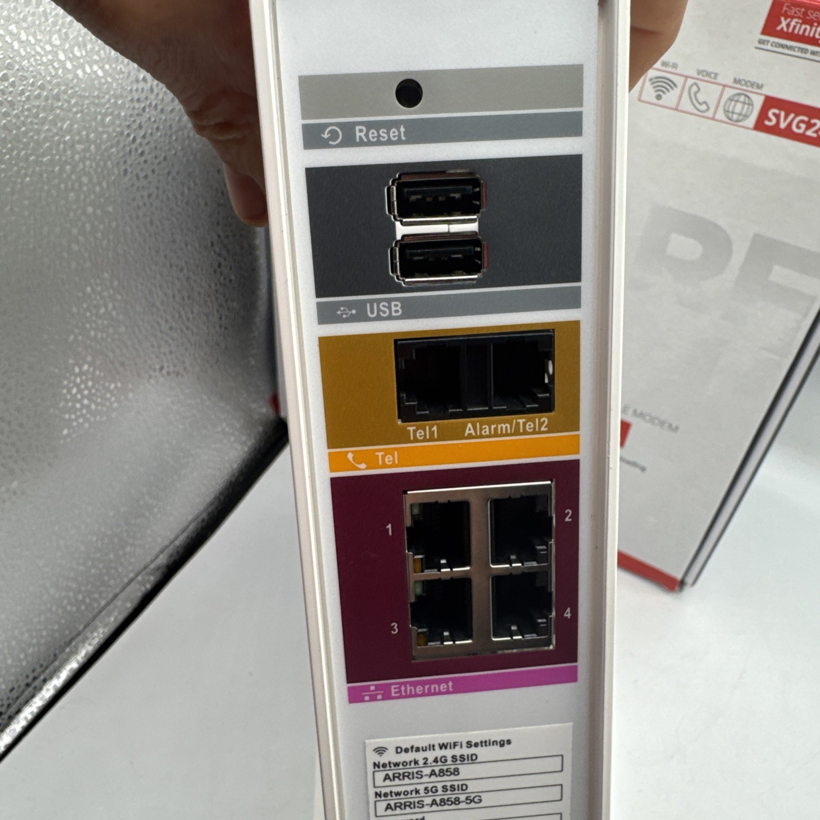 Arris Surfboard Dual Band WiFi Model SVG2482AC Torn Box 960 Mbps 32/8