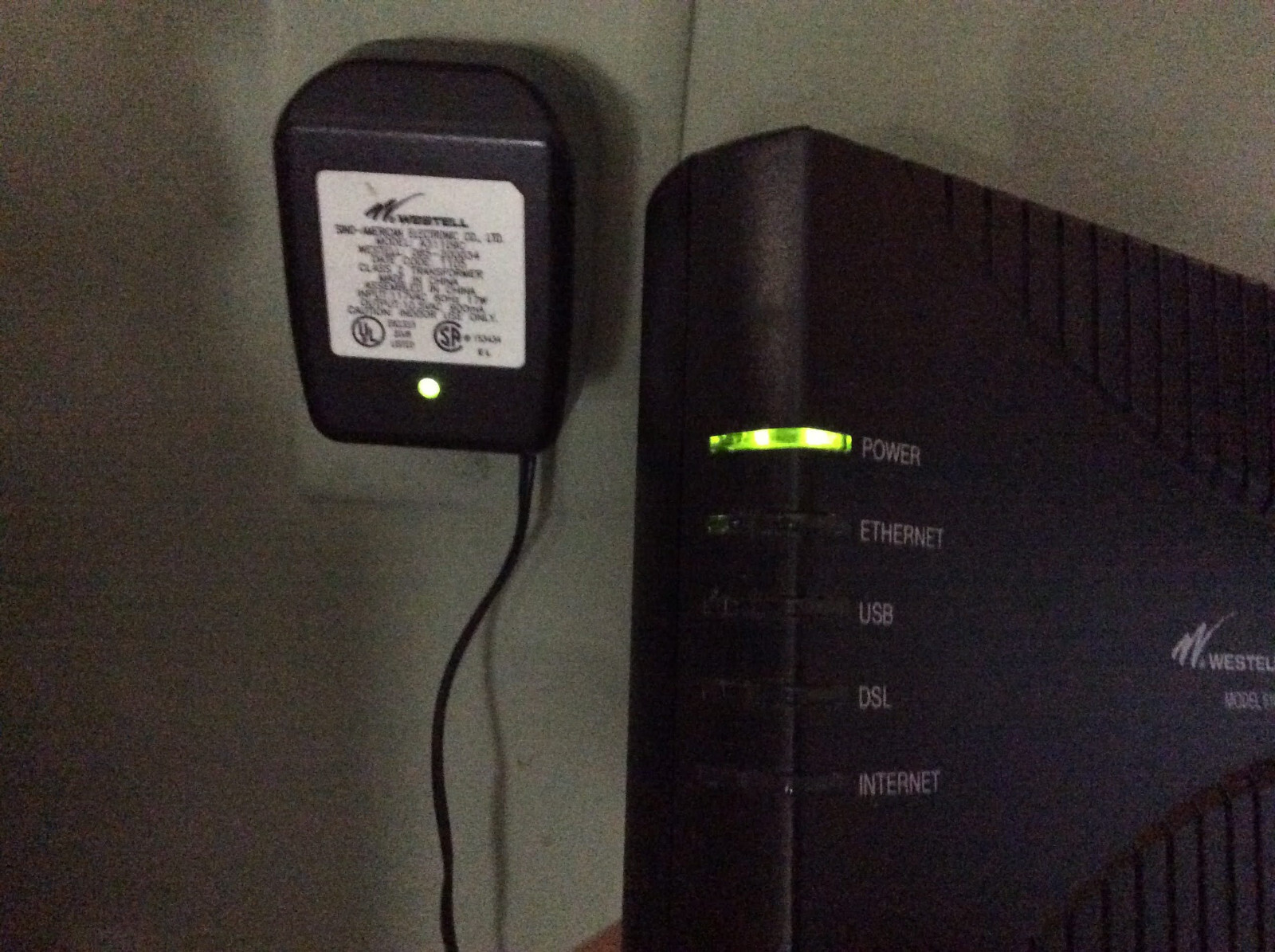 Westell Model 6100 with power Supply – USED