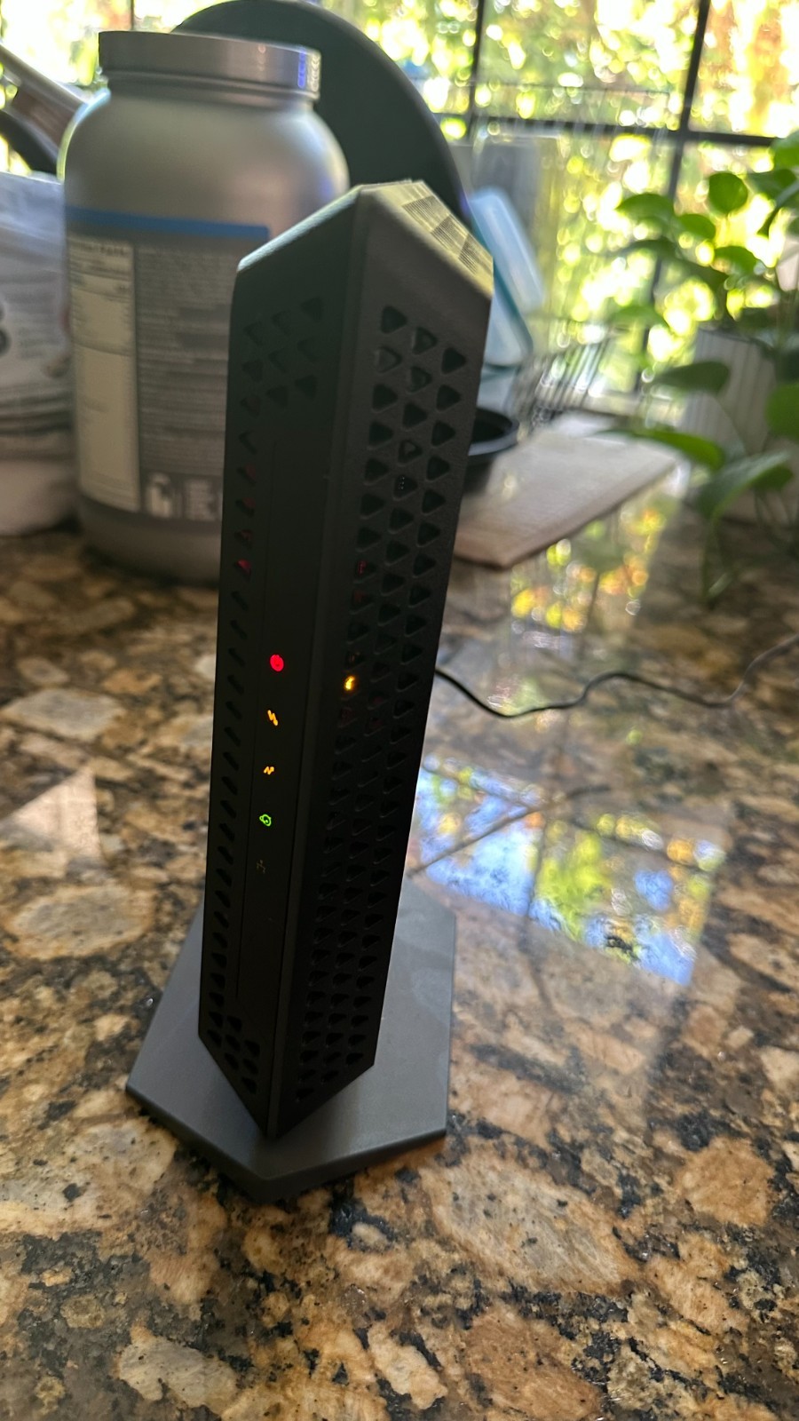 NETGEAR CM600 Cable Modem DOCSIS 3.0 24×8 960Mbps High Speed Tested Working