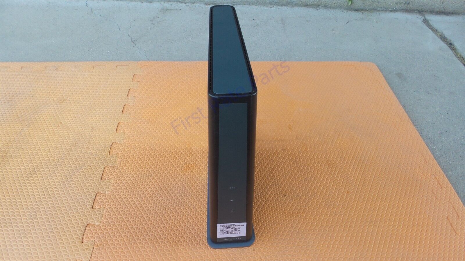 Arris TG3452 Surfboard Gateway Modem Router Cable DOCSIS 3.1 802.11ac FOR PARTS