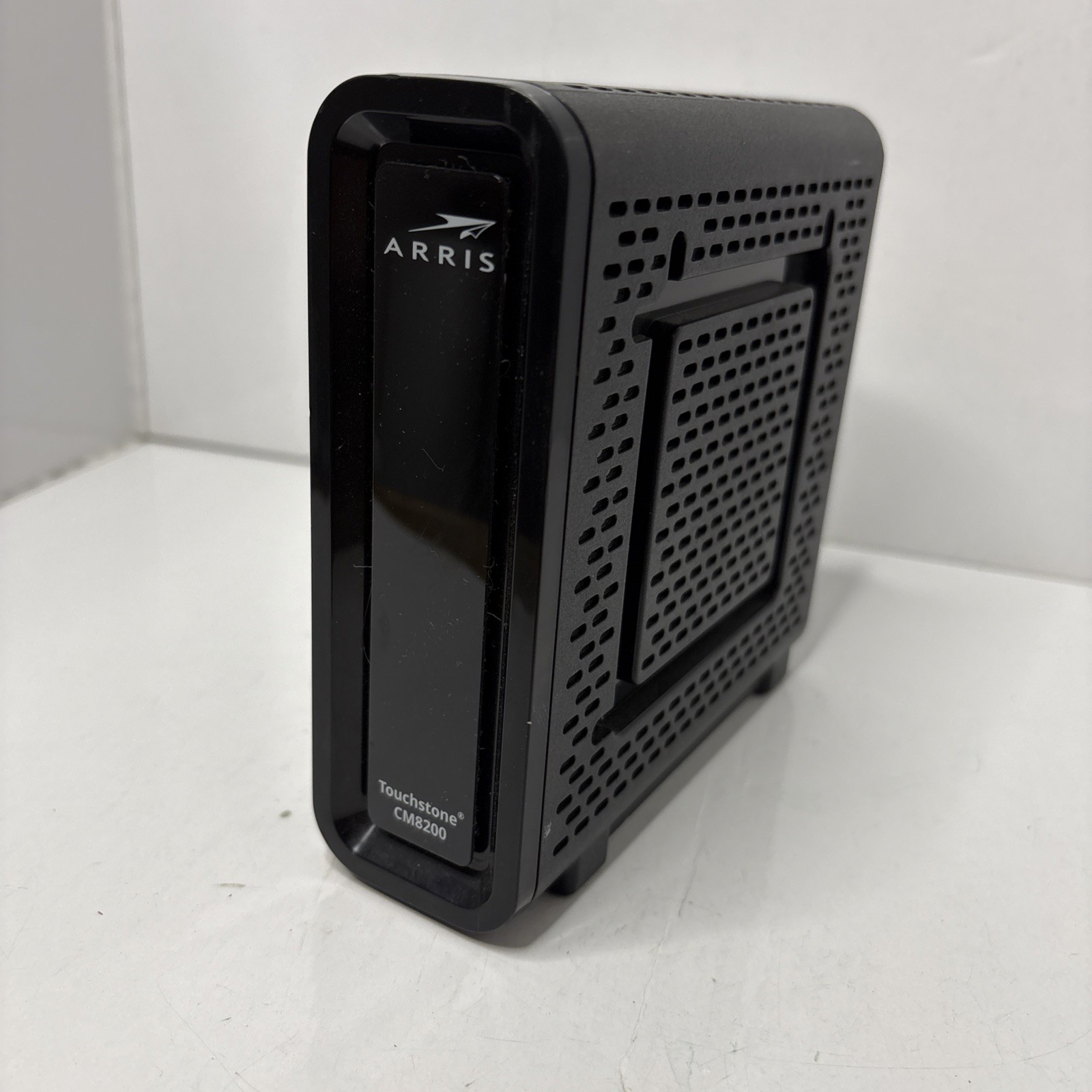 ARRIS Touchstone CM8200A DOCSIS 3.1 Ultra Fast Cable Modem TESTED
