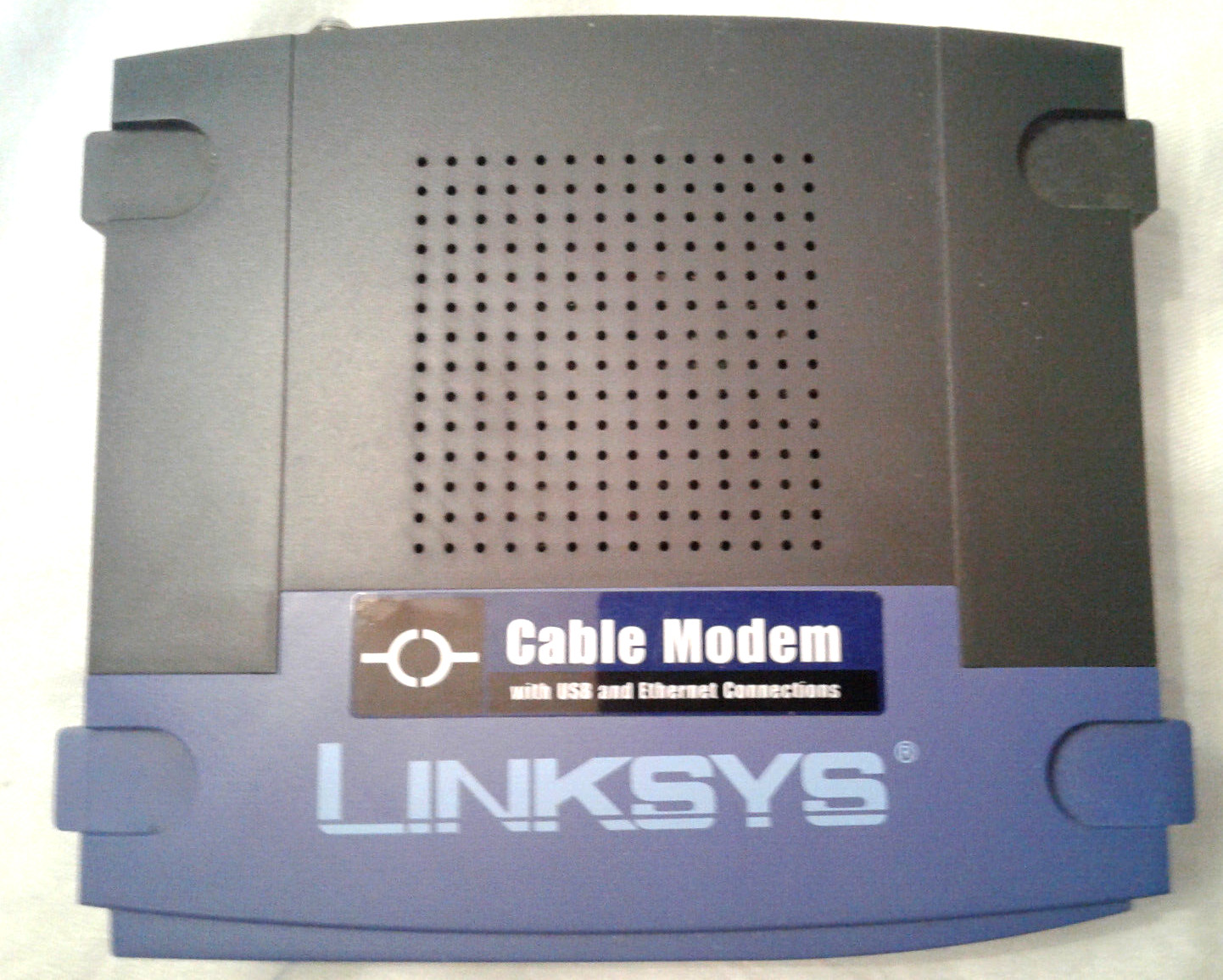 Linksys Cable Modem w/USB & Ethernet Connections BEFCMU10
