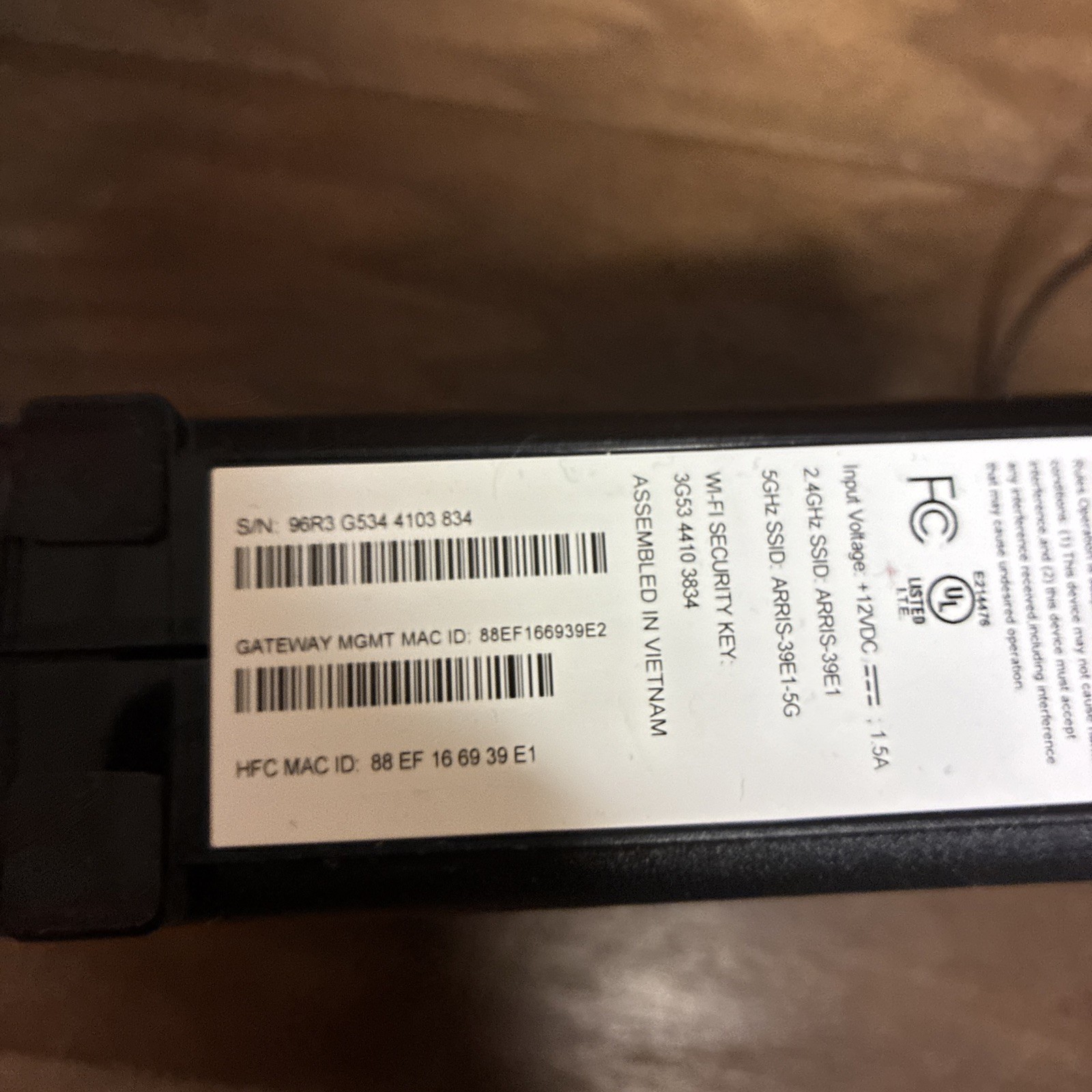 ARRIS SBG10 SURFboard AC1600 Dual-Band Cable Modem Router – Black