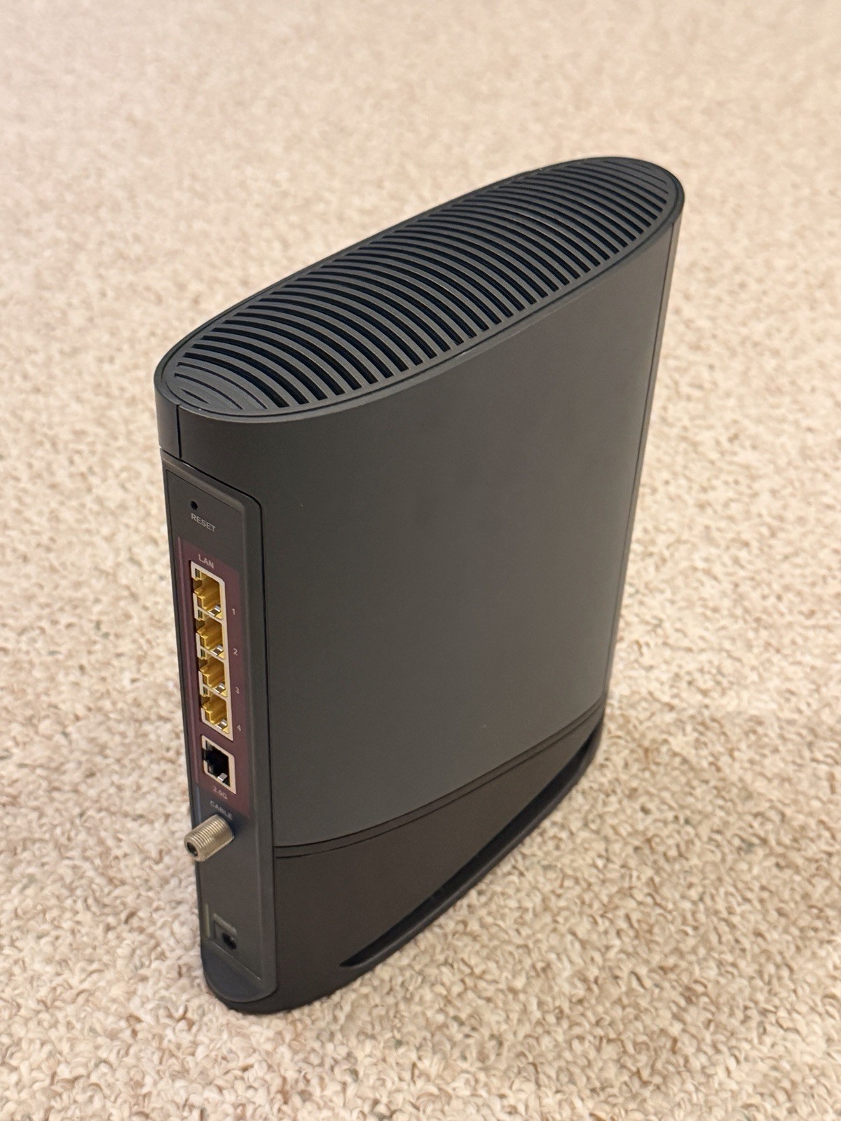 ARRIS Surfboard G36 Dual-Band WiFi Cable Modem 2.4GHz/5GHz Wifi Working Great