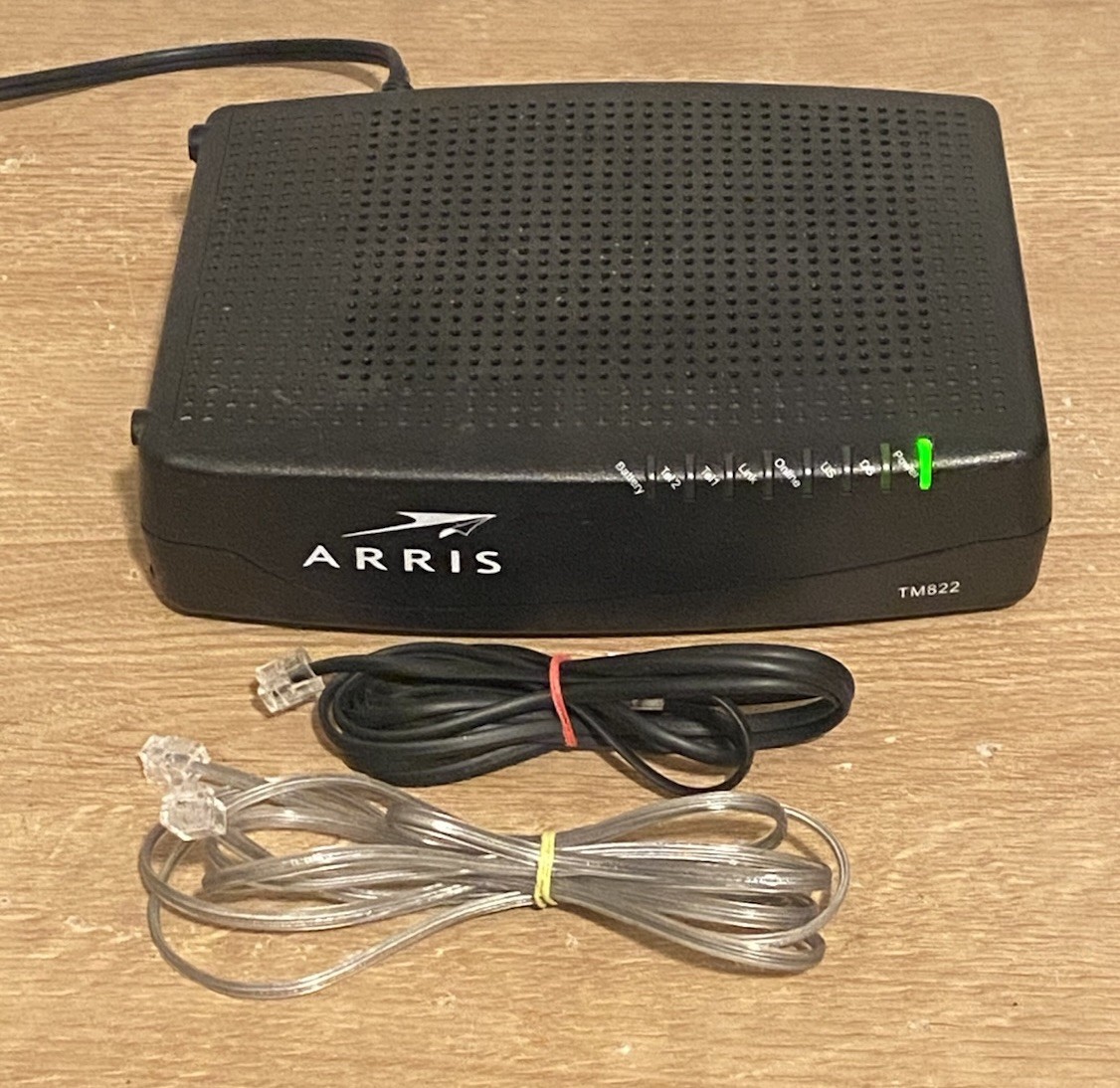 ARRIS Touchstone TM822G DOCSIS 3.0 8×4 Telephony Modem – Black