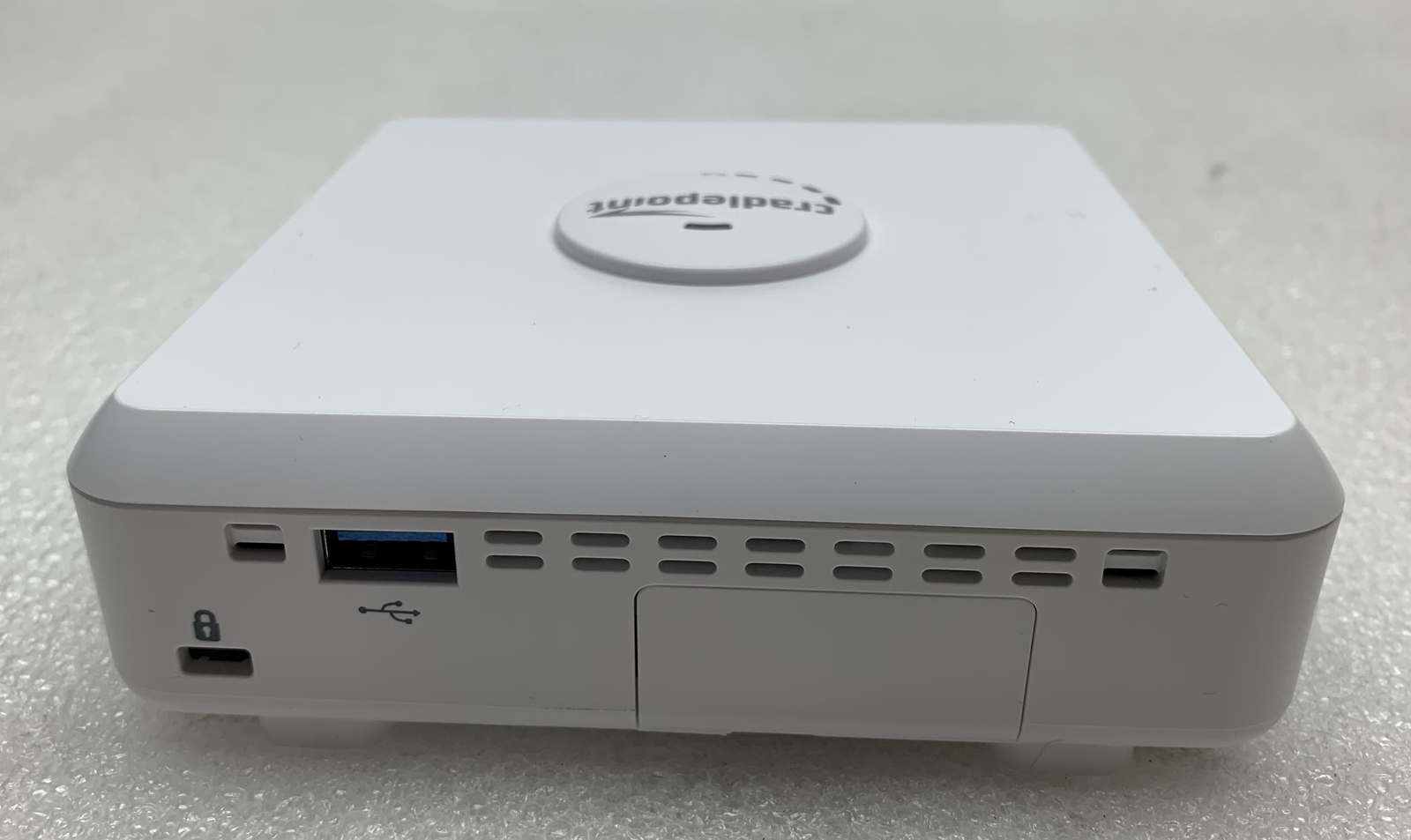 Cradlepoint Modem Model: CBA850 1200 MBPS No SIM Card Included