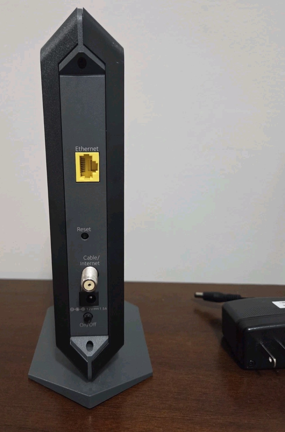 NETGEAR CM600 960Mbps DOCSIS 3.0 Cable Modem Working Tested