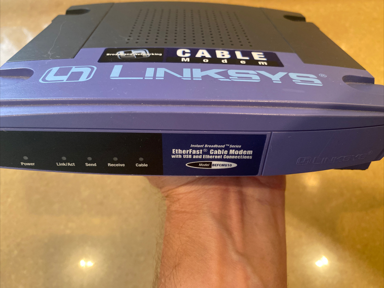 Linksys BEFCMU10 Cable Modem – Etherfast With USB And Ethernet Connections