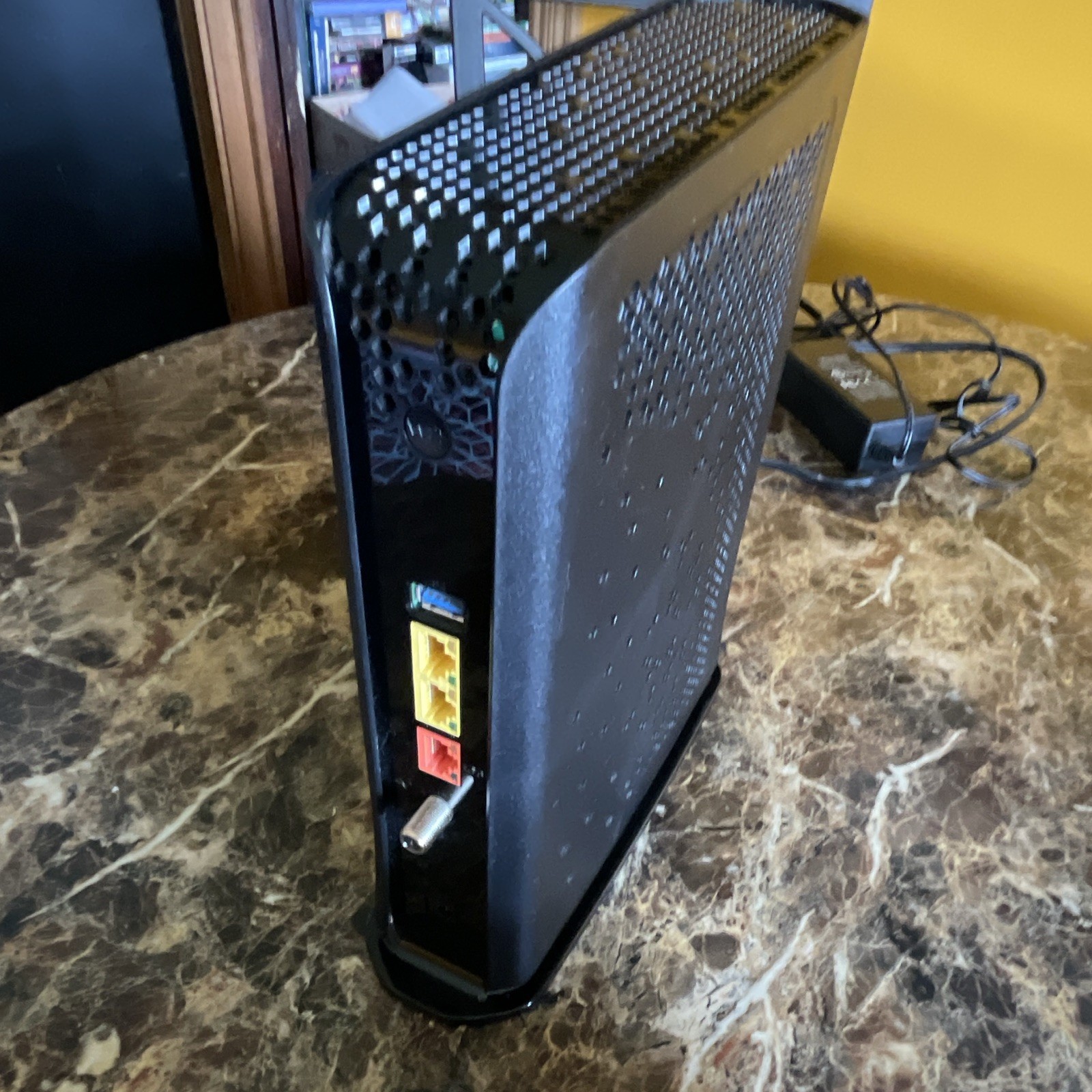 XFINITY xFi Advanced Gateway Cable Modem Router DOCSIS 3.0 1 Gbps Black