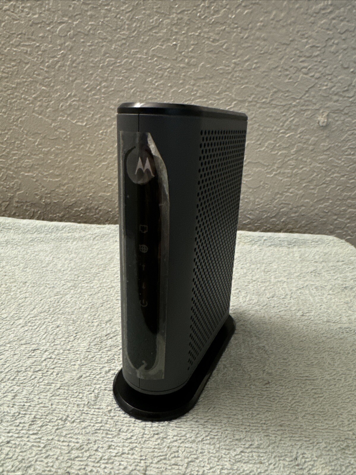 Motorola 16×4 Cable Modem Model MB7420 686 Mbps DOCSIS 3.0 No Cables