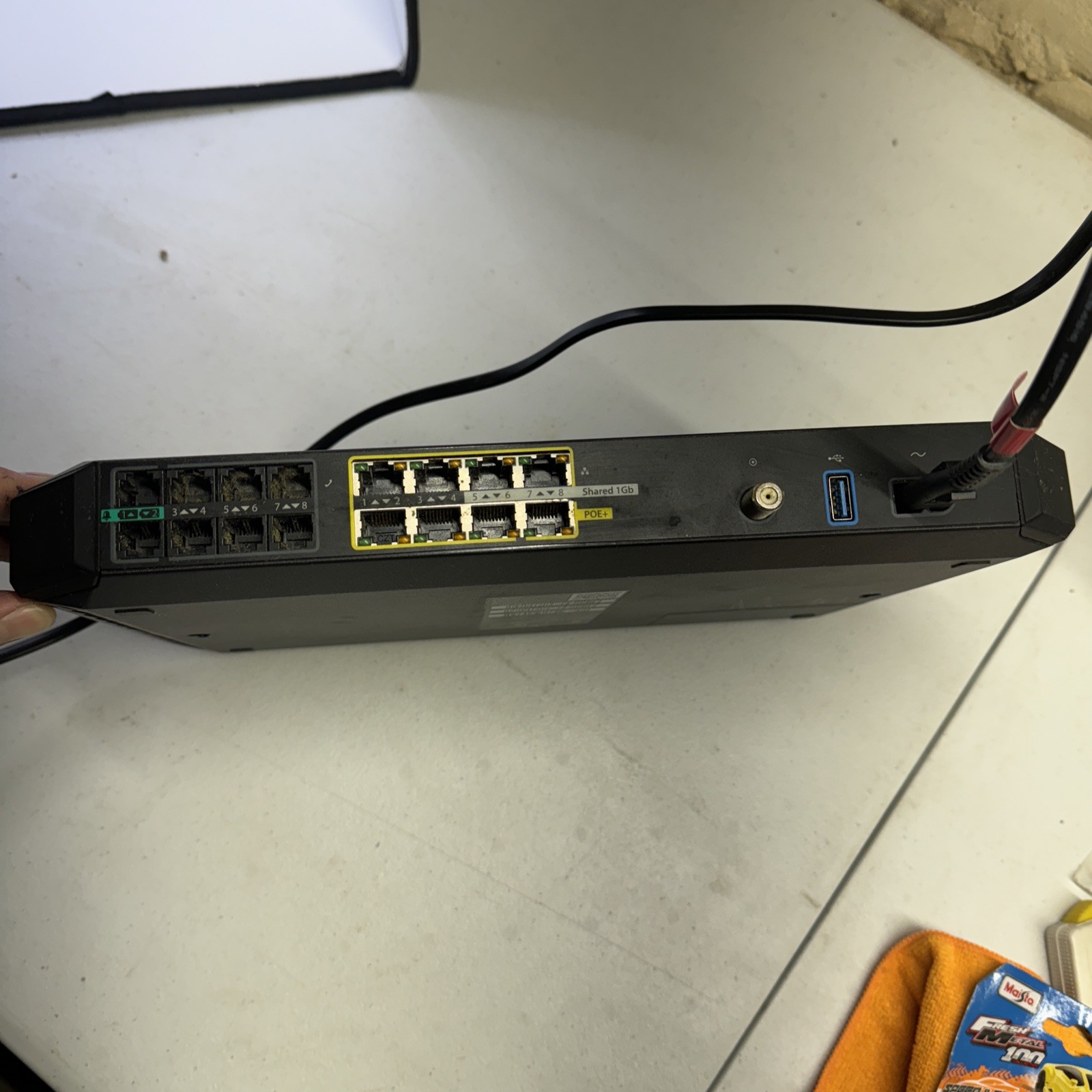 Comcast Business CBR-T CGA4131COM WiFi Router Gateway Not Tested Turns On