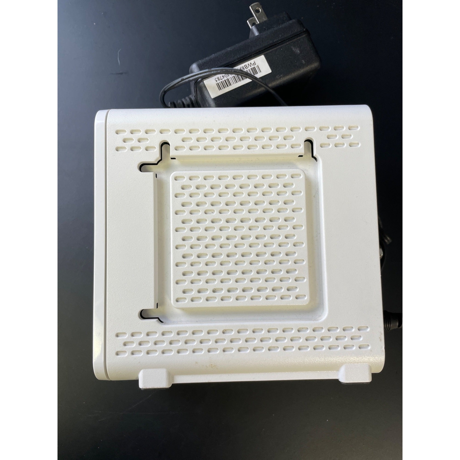 Motorola SURFboard SB6141 Cable Modem & Power Supply SKU 2431