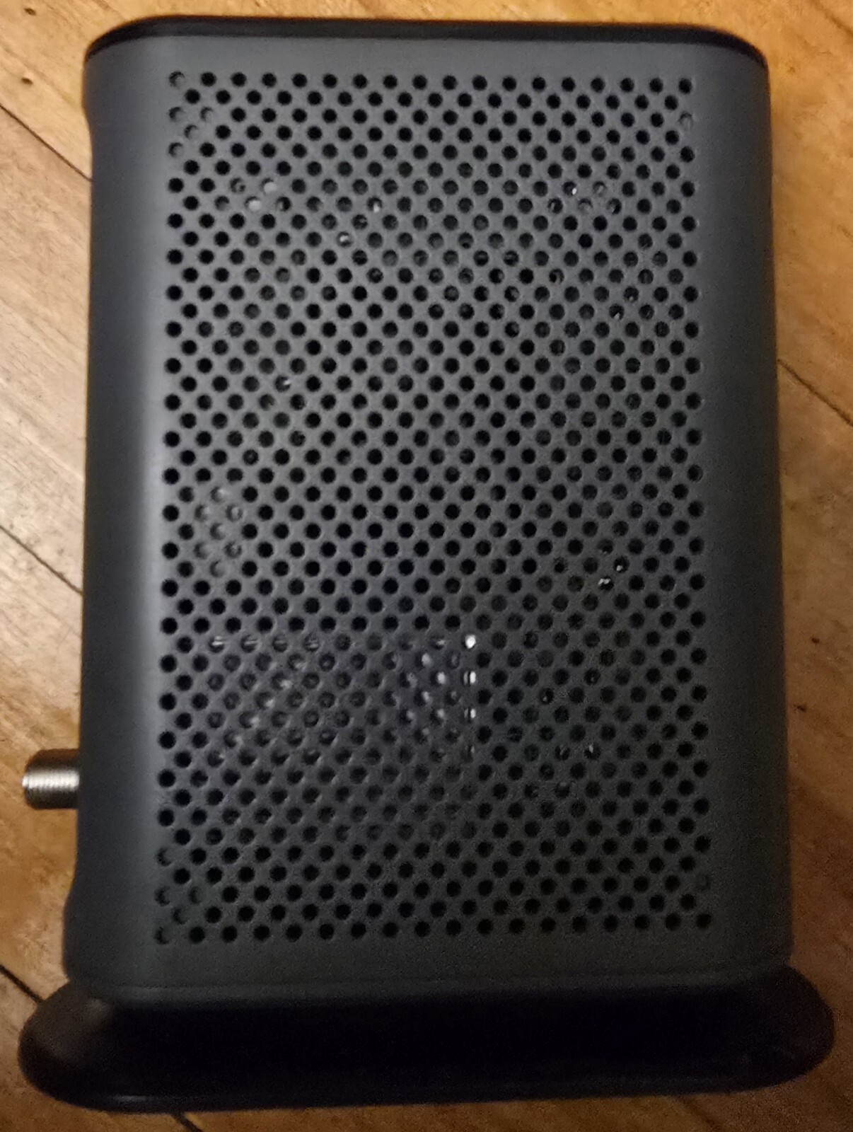 Motorola MB7420 16×4 D3.0 Cable Modem W/Power Supply No Nox