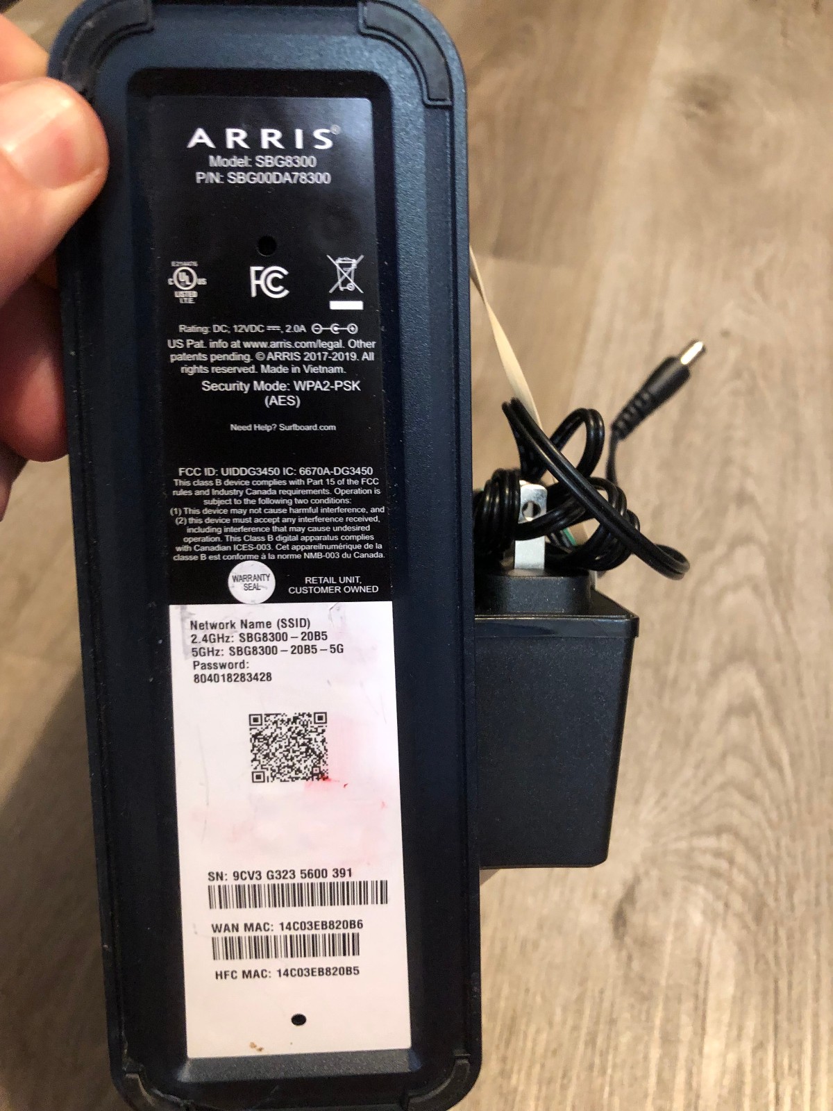 ARRIS Surfboard SBG8300 Cable Modem Wi-Fi Router Unlocked Retail Unit TESTED