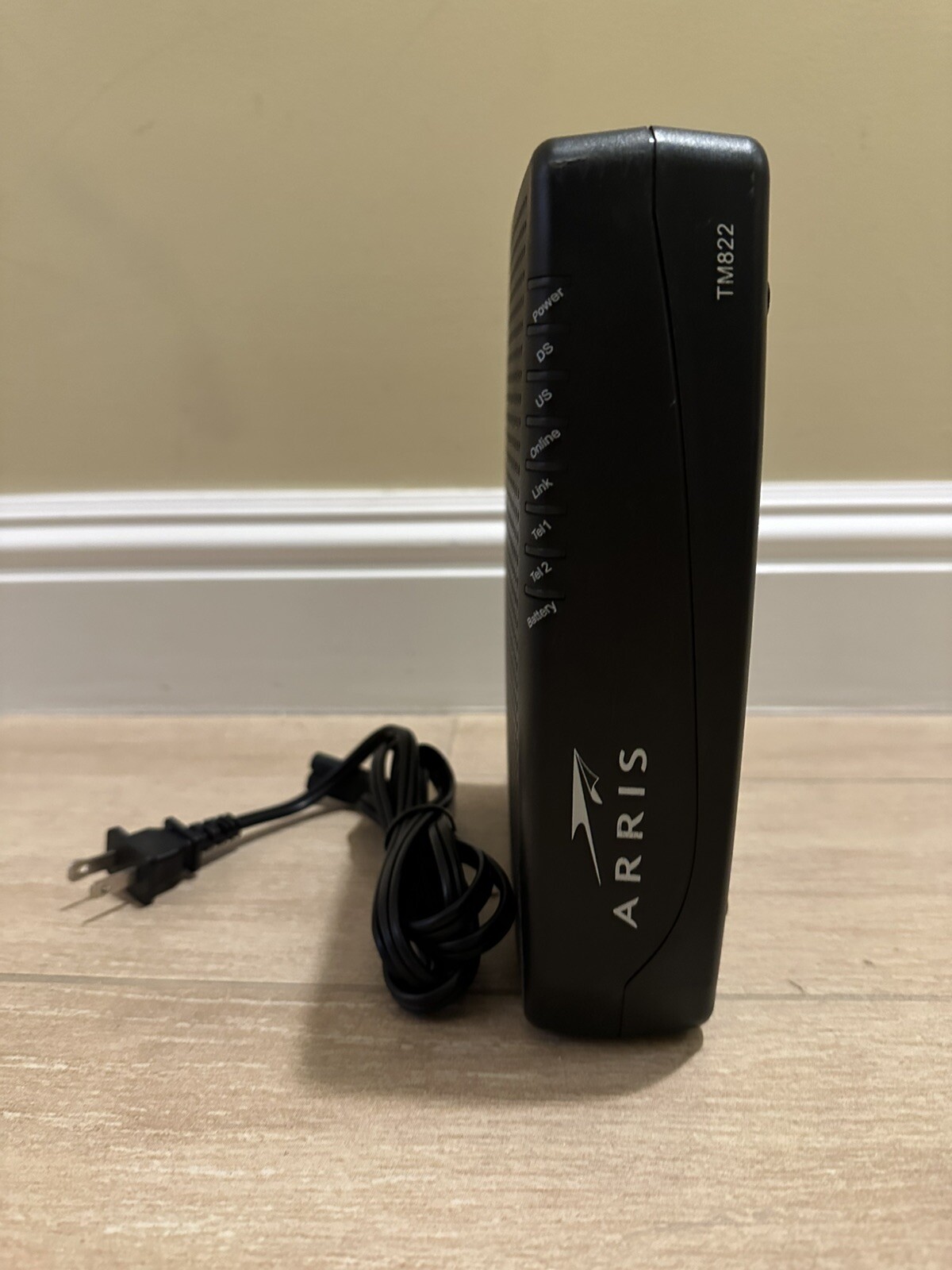 Arris Touchstone TM822G DOCSIS 3.0 8×4 Ultra-High Speed Cable Modem – OPTIMUM