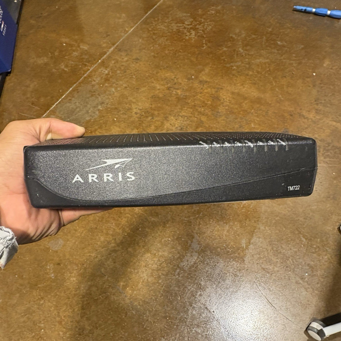 ARRIS TM722G/CT DOCSIS 3.0 Cable Modem VoIP Comcast Black 160 Mbps 1 LAN