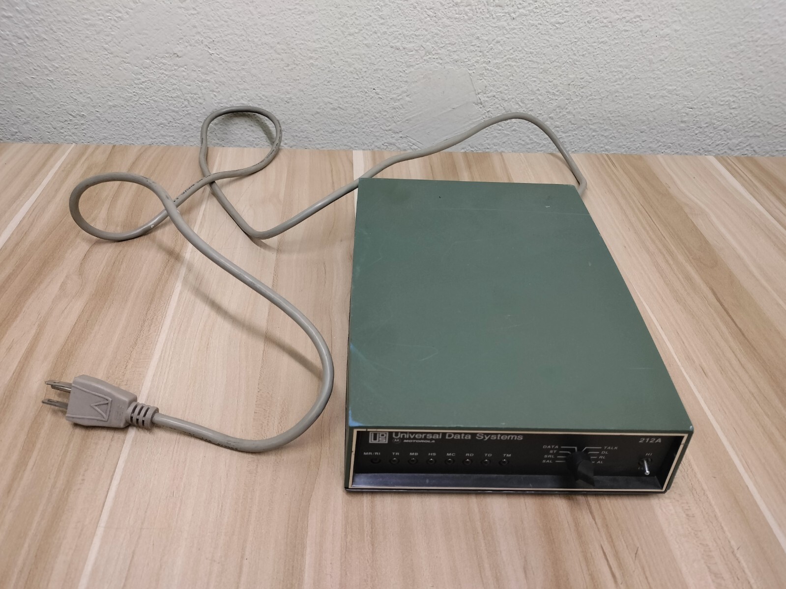 Motorola Universal Data Systems 212A
