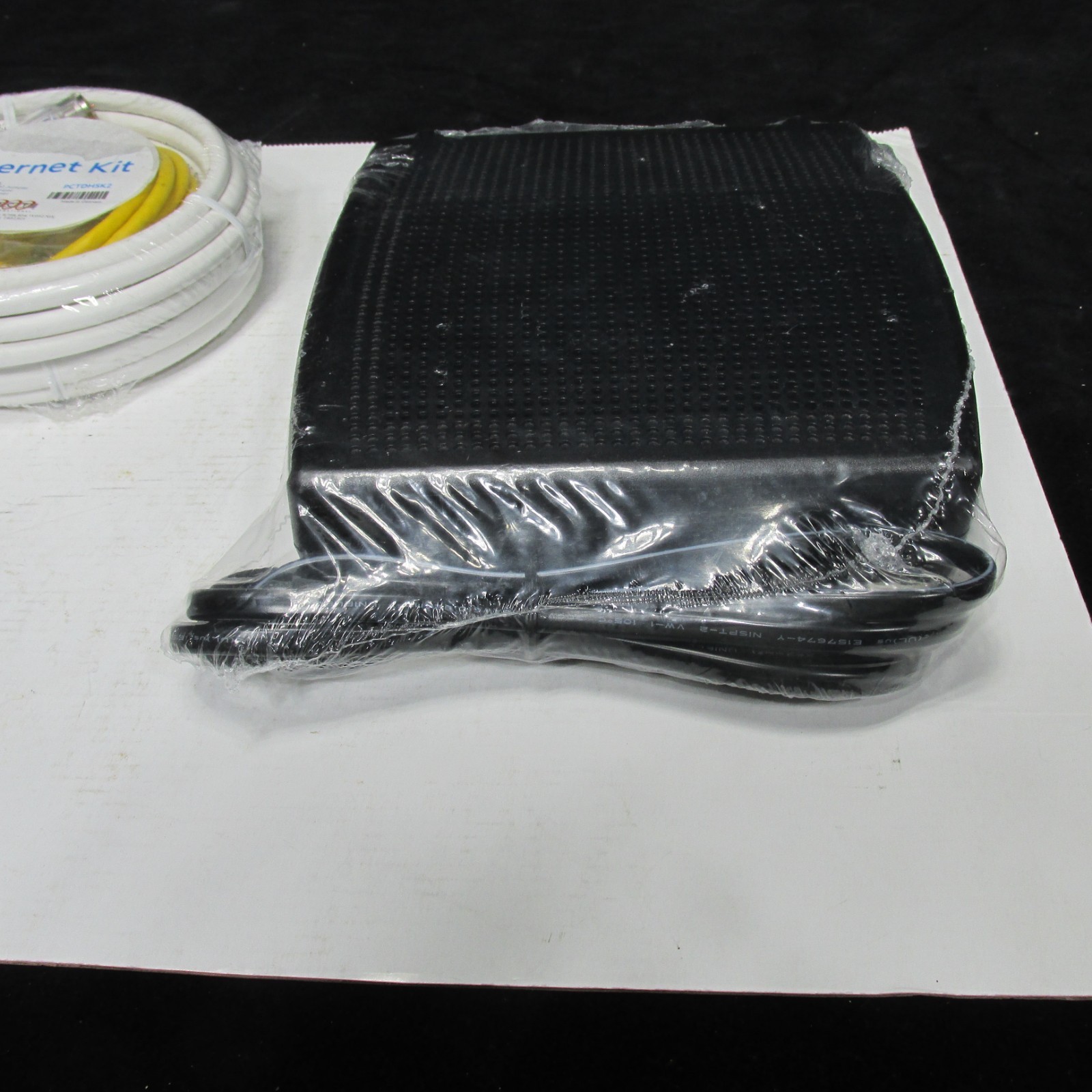 New Arris TM1602A Docsis 3.0 Telephony Cable Modem internet kit ethernet