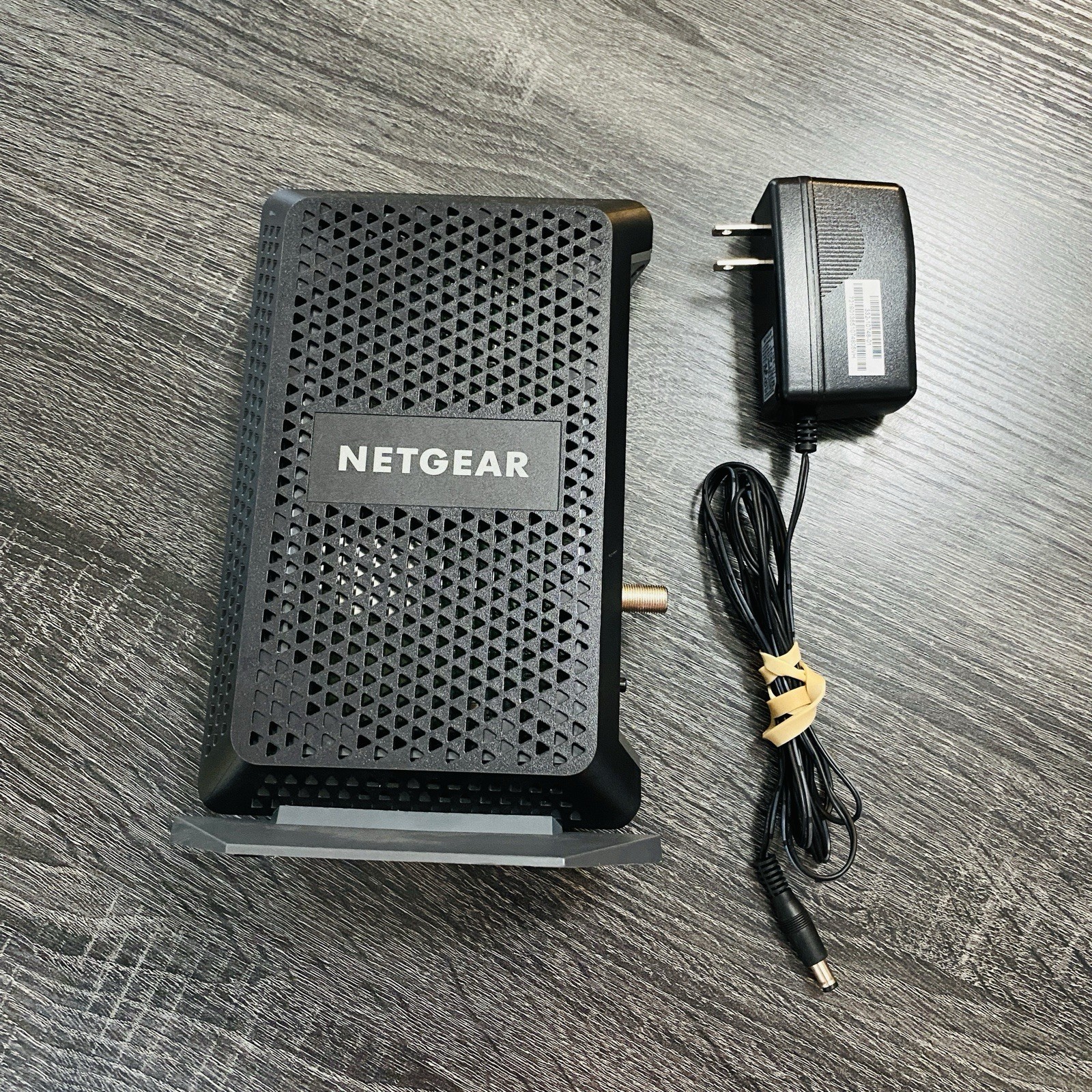 Netgear CM600 DOCSIS 3.0 Cable Modem With Power Adapter – Tested Works