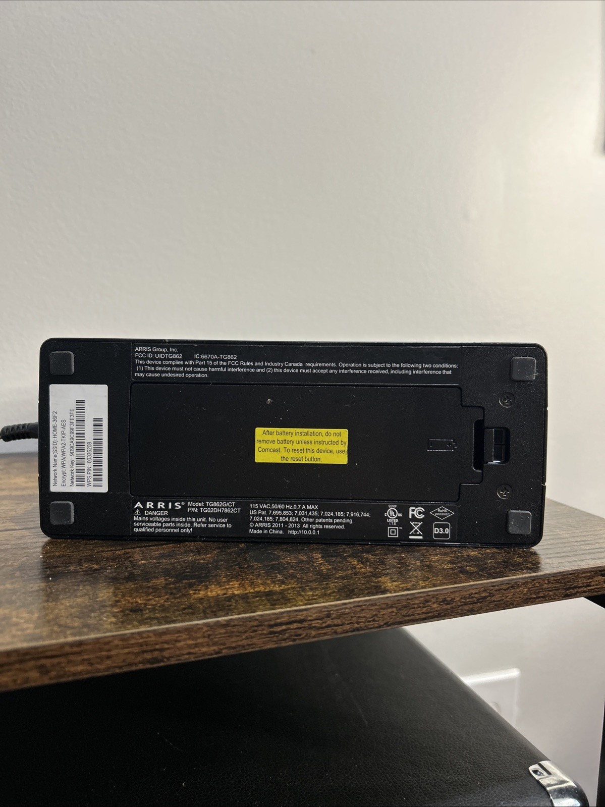 Xfinity Arris Model TG862G/CT Cable Modem and WiFi Router