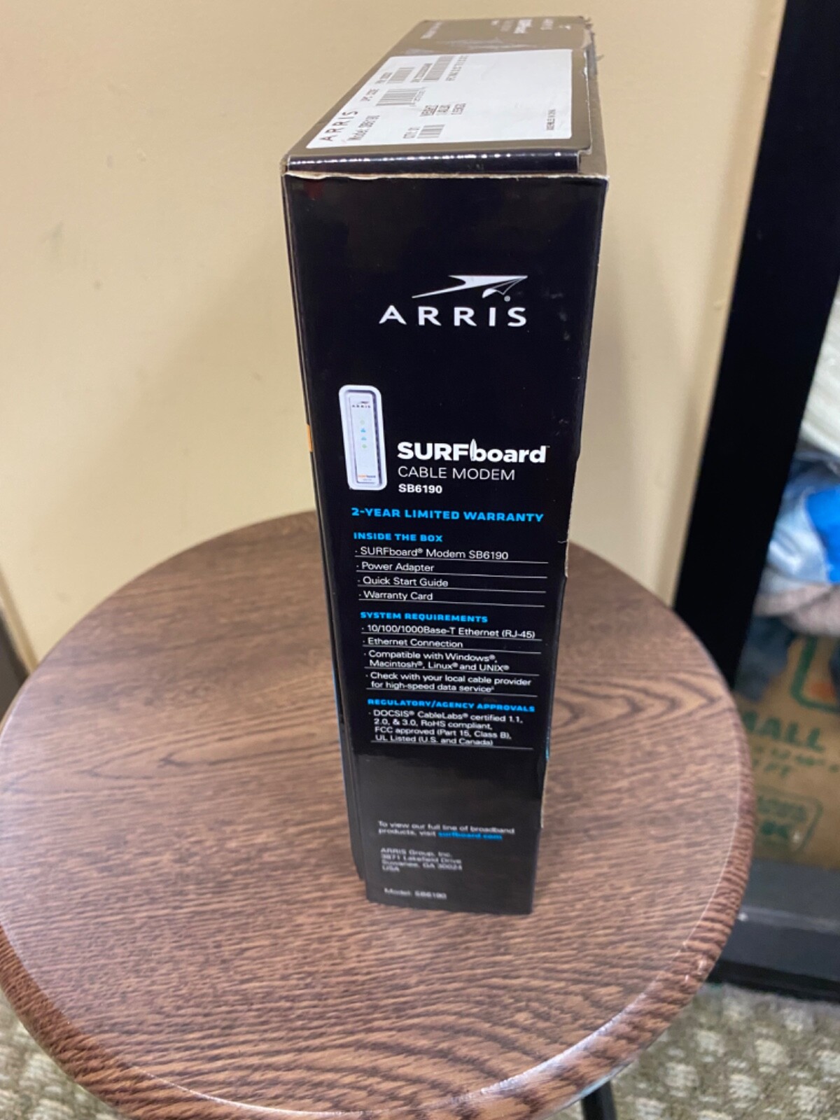ELECTRONICS: NEW ARRIS SURFBOARD CABLE MODEM. MODEL 5B6190