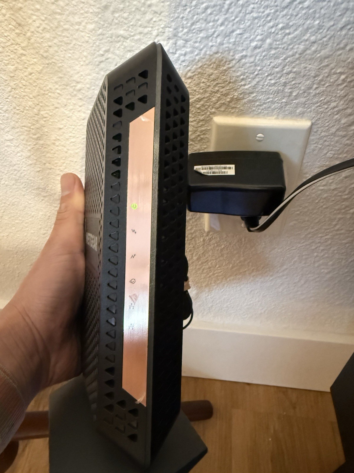 NETGEAR Nighthawk CM1100 Cable Modem DOCSIS 3.1 Gigabit Black Power Adapter 0D04