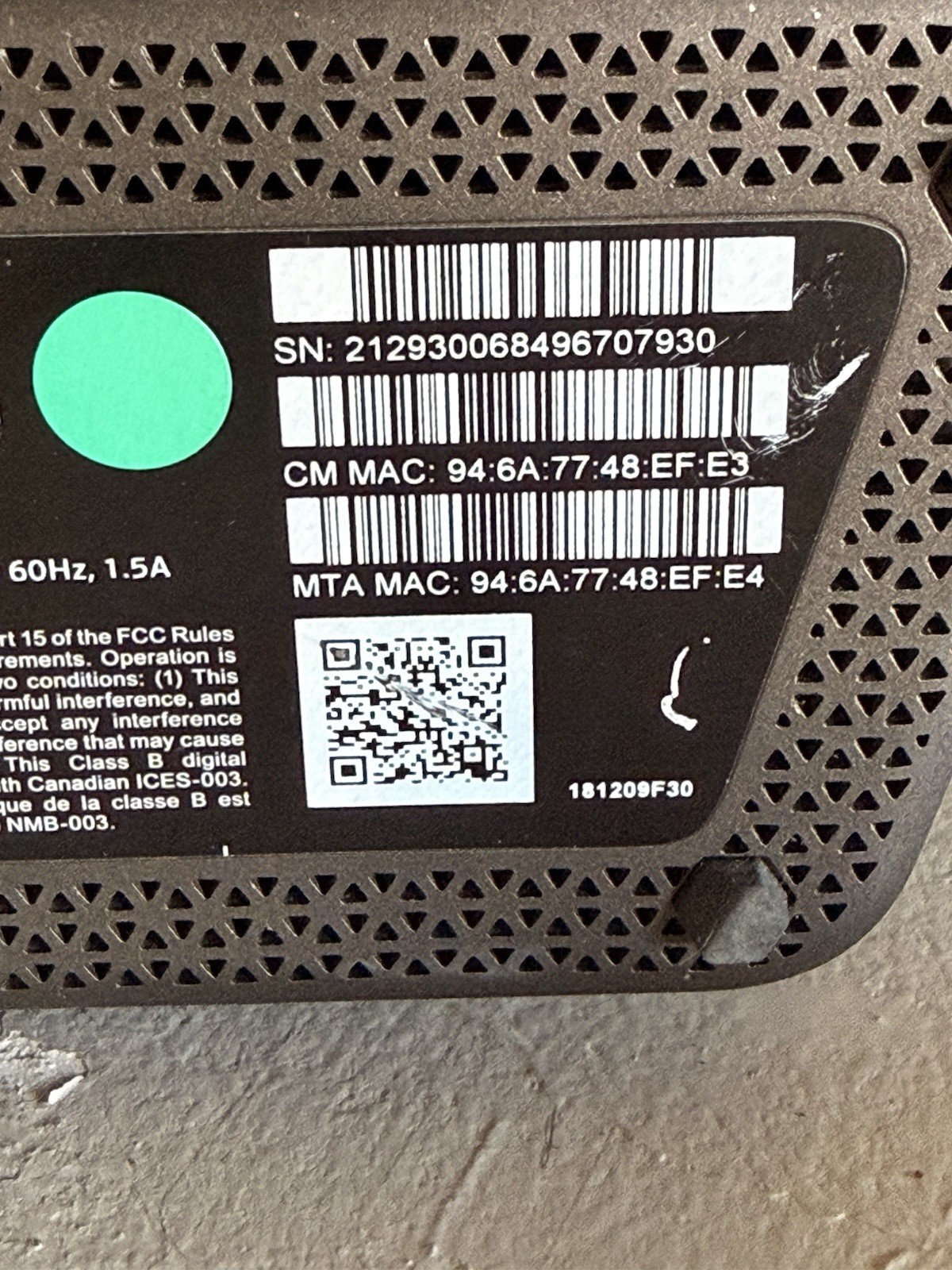 Cox Panoramic Cable Modem WIFI Gateway Modem &Router CGM414X With Power Cord