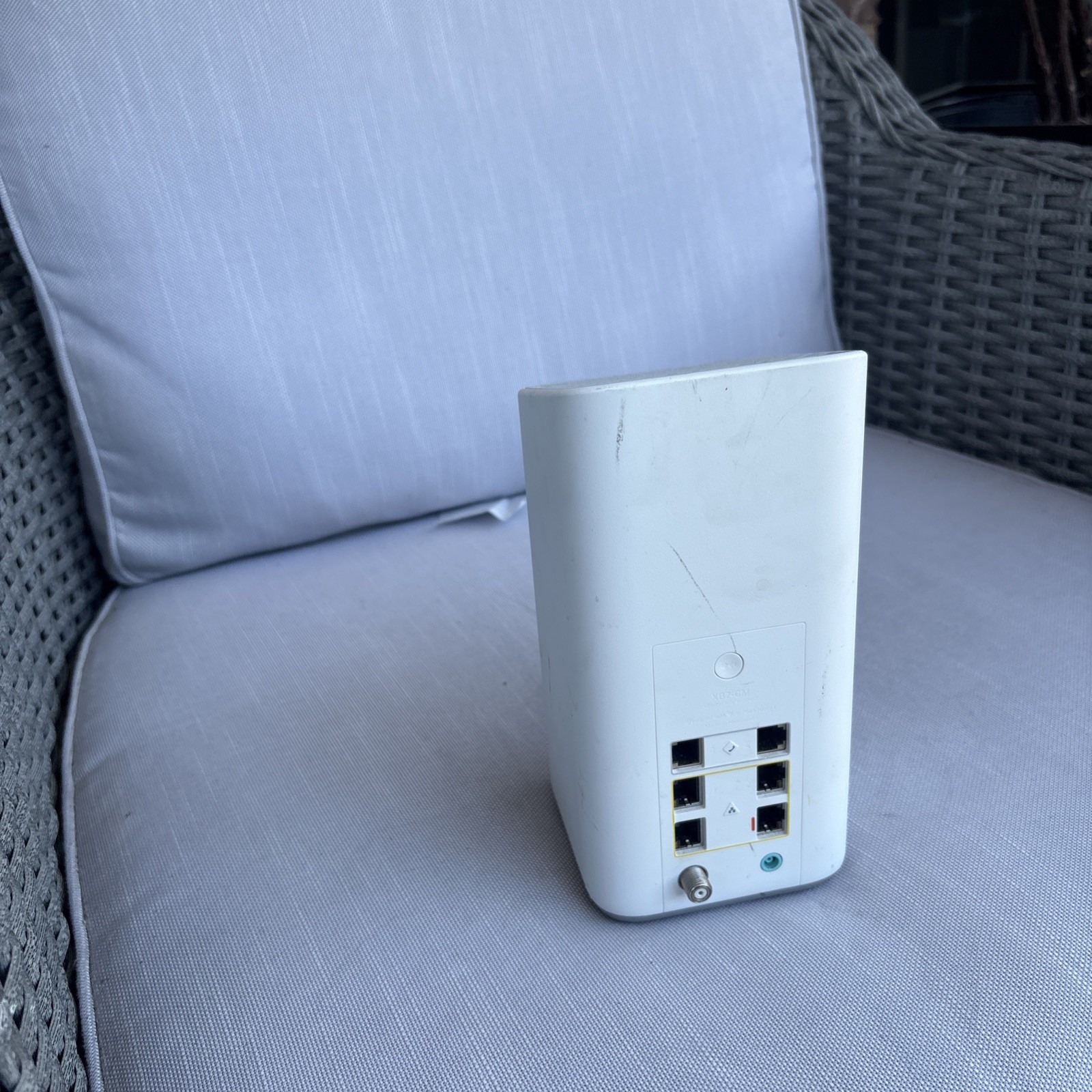 Comcast Xfinity XB7-CM GIGABIT Modem WiFi Router *NO CORDS* – Tested – EUC