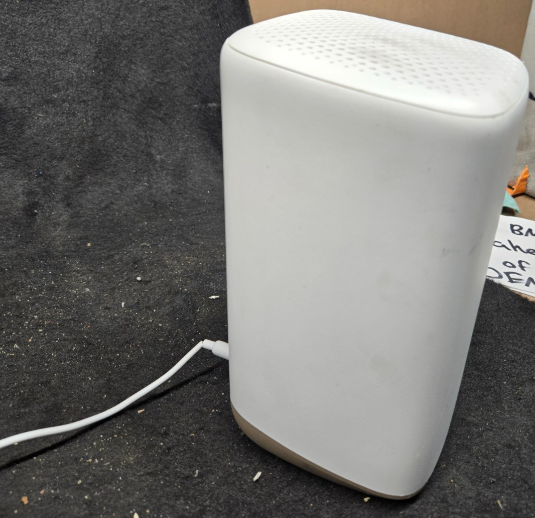 Xfinity xFi XB8-T Gateway CGM4981COM WiFi 6E DOCSIS 3.1 Modem Router