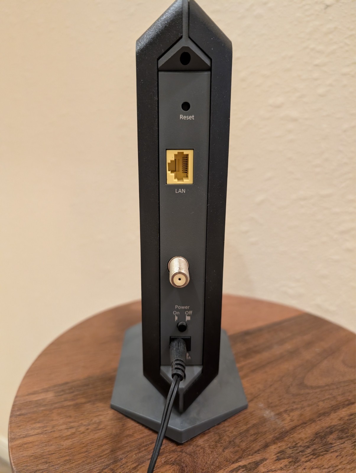 NETGEAR Gigabit Speed Cable Modem CM1000