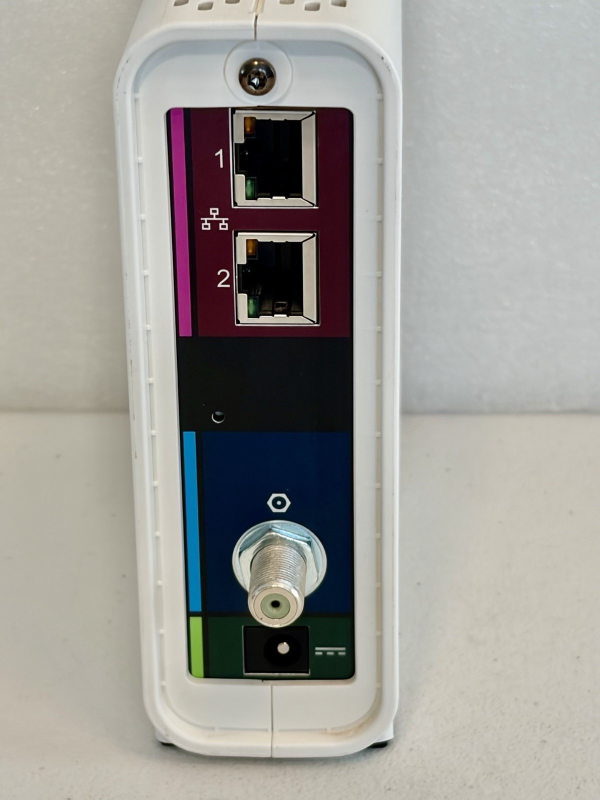 ARRIS SURFboard SB8200 DOCSIS 3.1 Cable Modem Gigabit w/ Power Adapter Tested