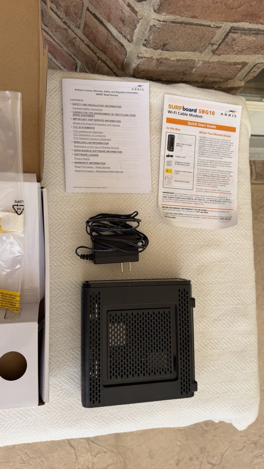 ARRIS SBG10 SURFboard AC1600 Dual-Band Cable Modem Router Black