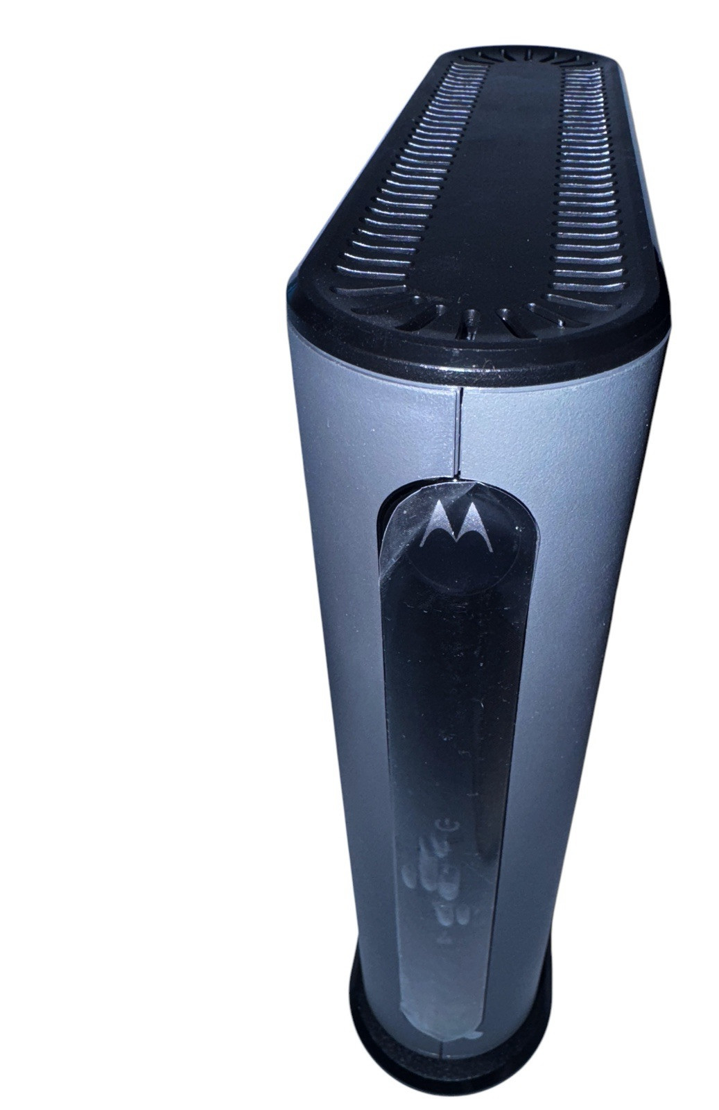 Motorola MG7540-10 16×4 Cable Modem In Box – Black