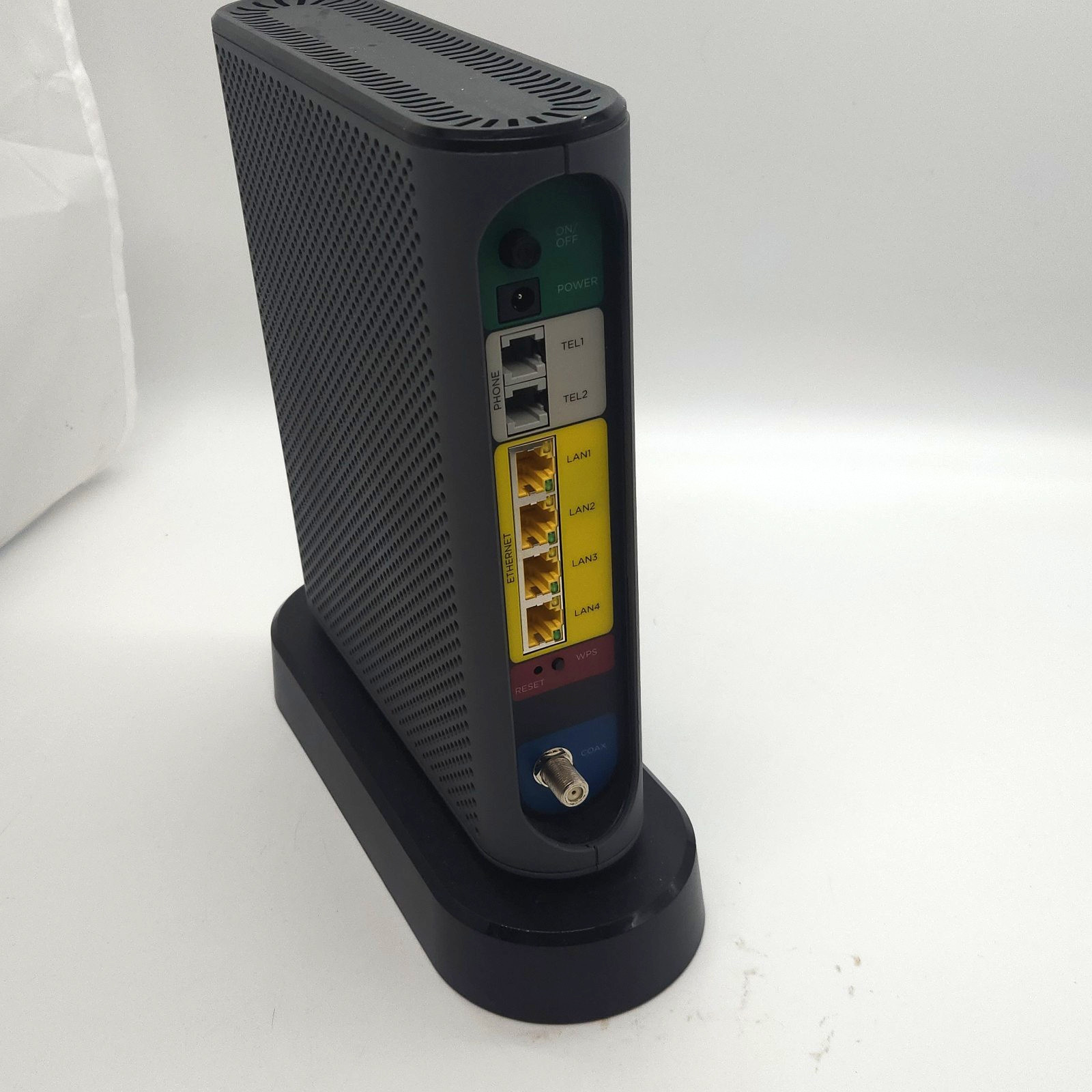 Motorola MT7711 Dual Band AC1900 Cable Modem and Wi-Fi Gigabit Router