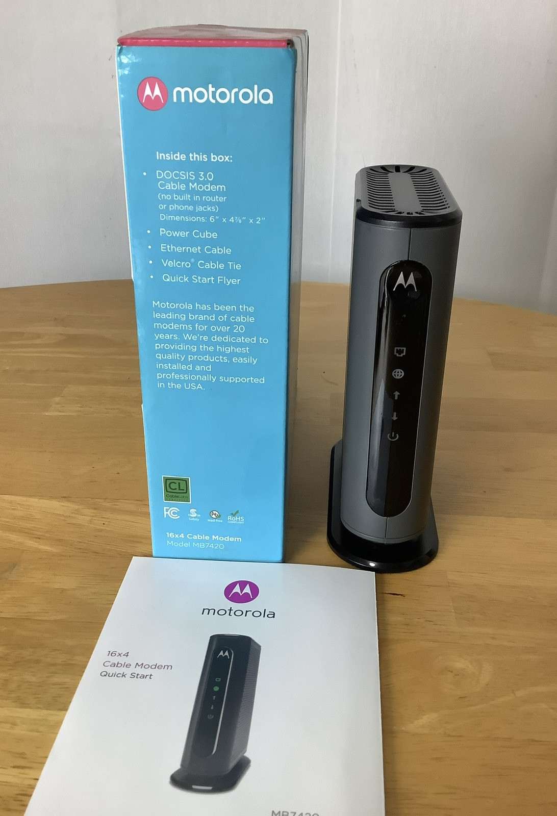 Motorola MB7420-10 16×4 686 Mbps DOCSIS 3.0 Cable Modem working