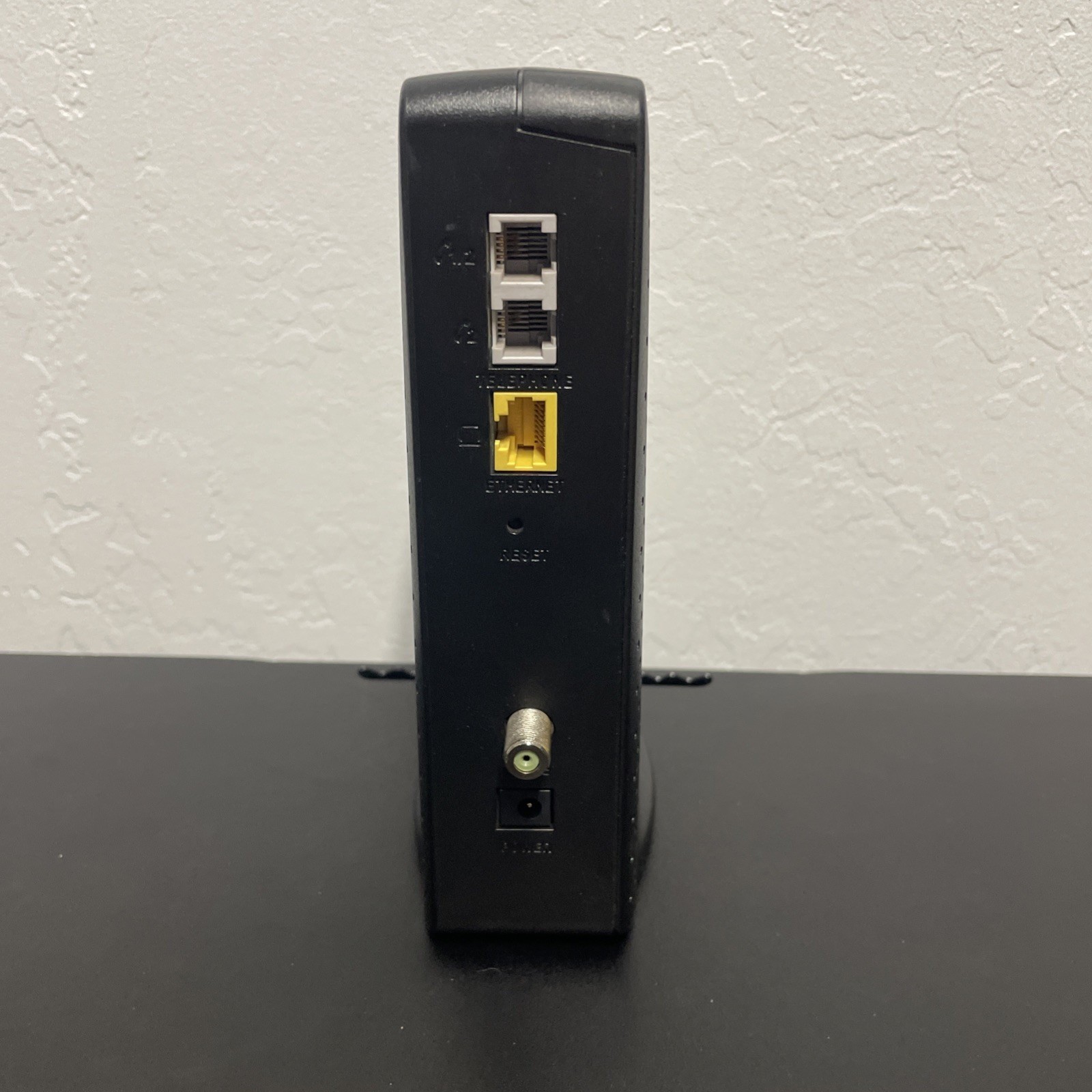 Technicolor DPC3216 WiFi Modem w / Power Cords Included – Free Shipping!