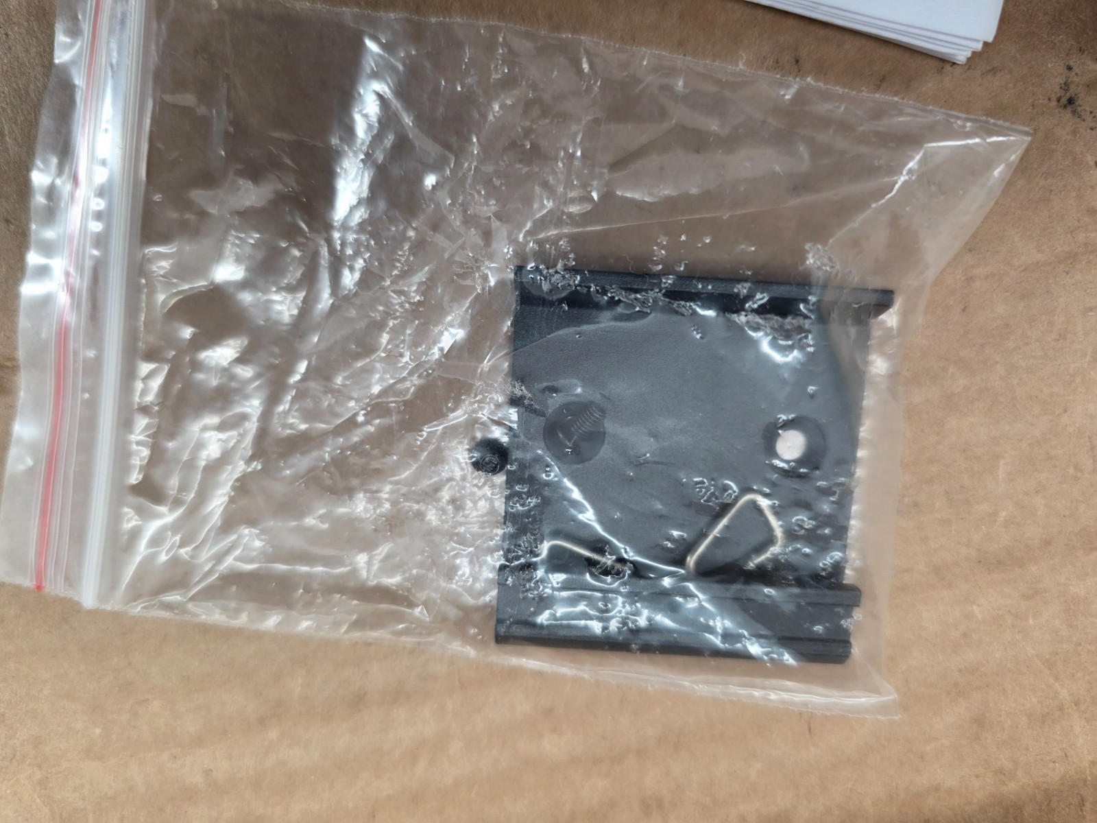 Linovision IOT-R32L Black LTE 48V DC 2 LAN Port Industrial Cellular Router Read
