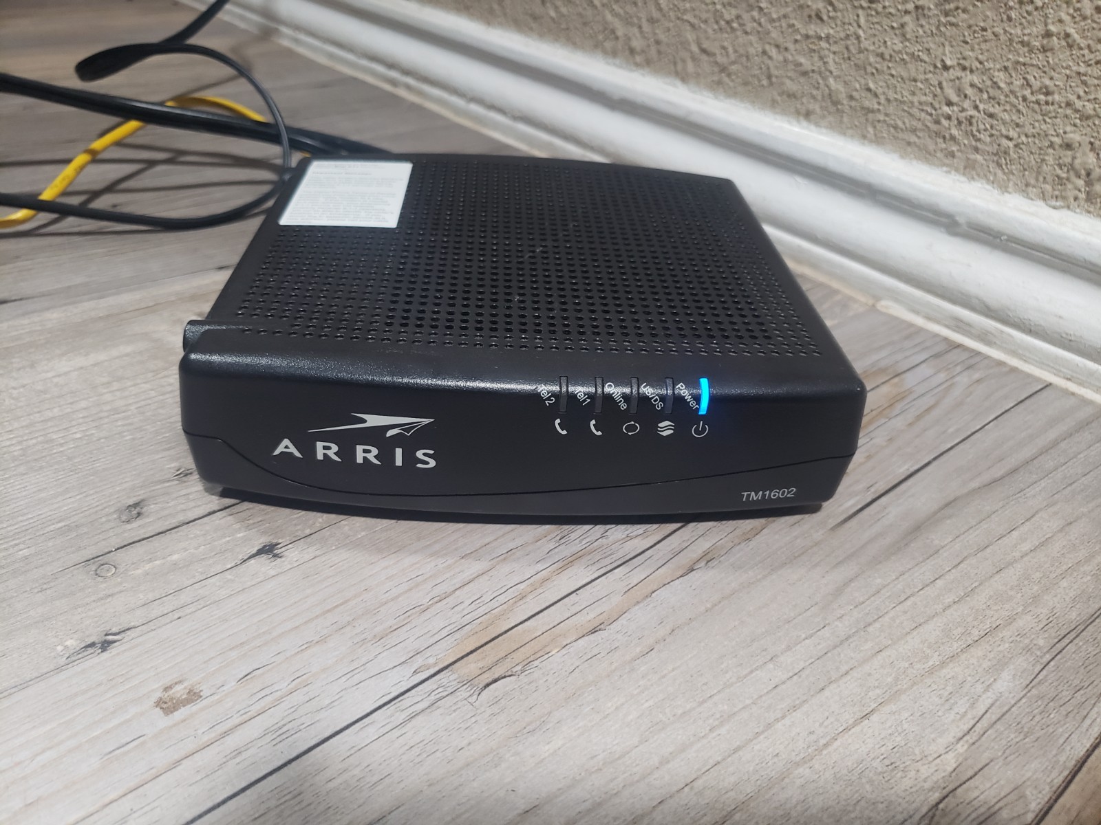 Arris TM1602 Cable Modem DOCSIS With Power Cord and Ethernet Cable