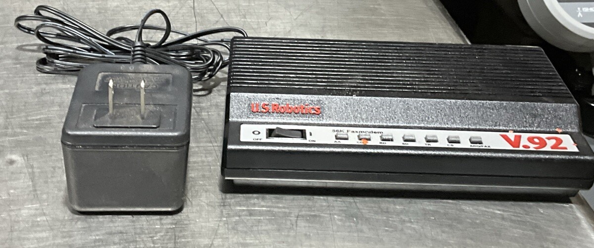 US Robotics 5686G 56K External Fax Modem V.92