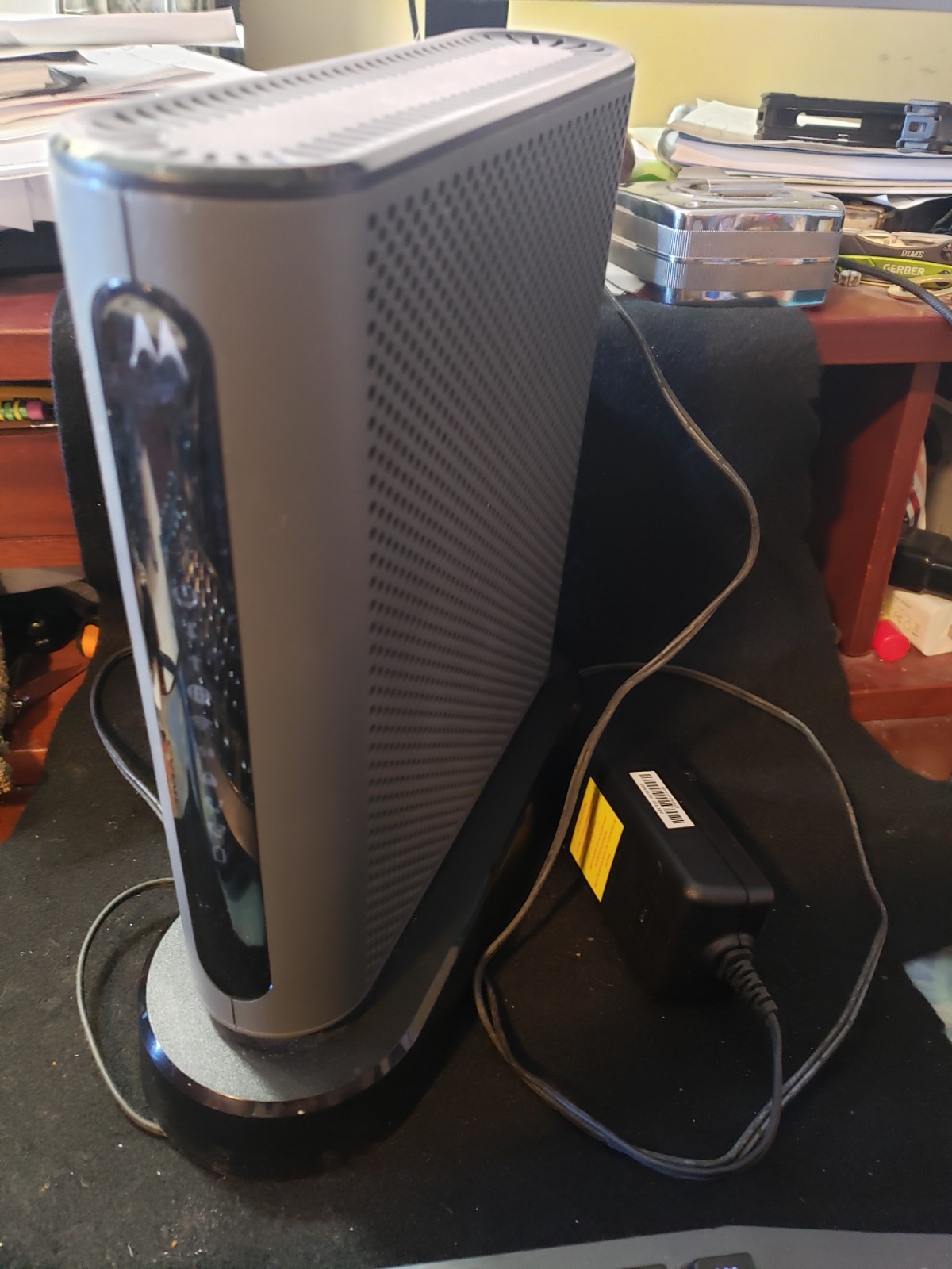 Motorola MT7711 Dual Band AC1900 Cable Modem and Wi-Fi Gigabit Router