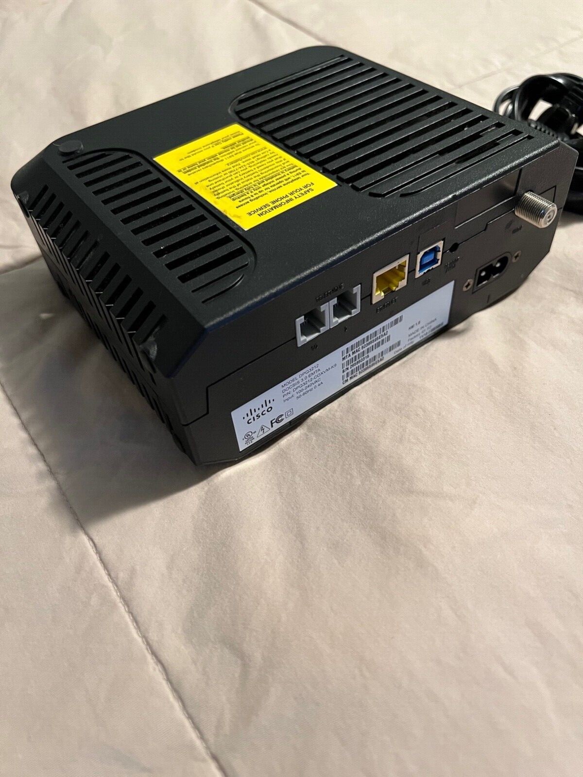 Cisco DPQ3212 Cable Modem, Support DOCSIS 3.0 EMTA, Black color