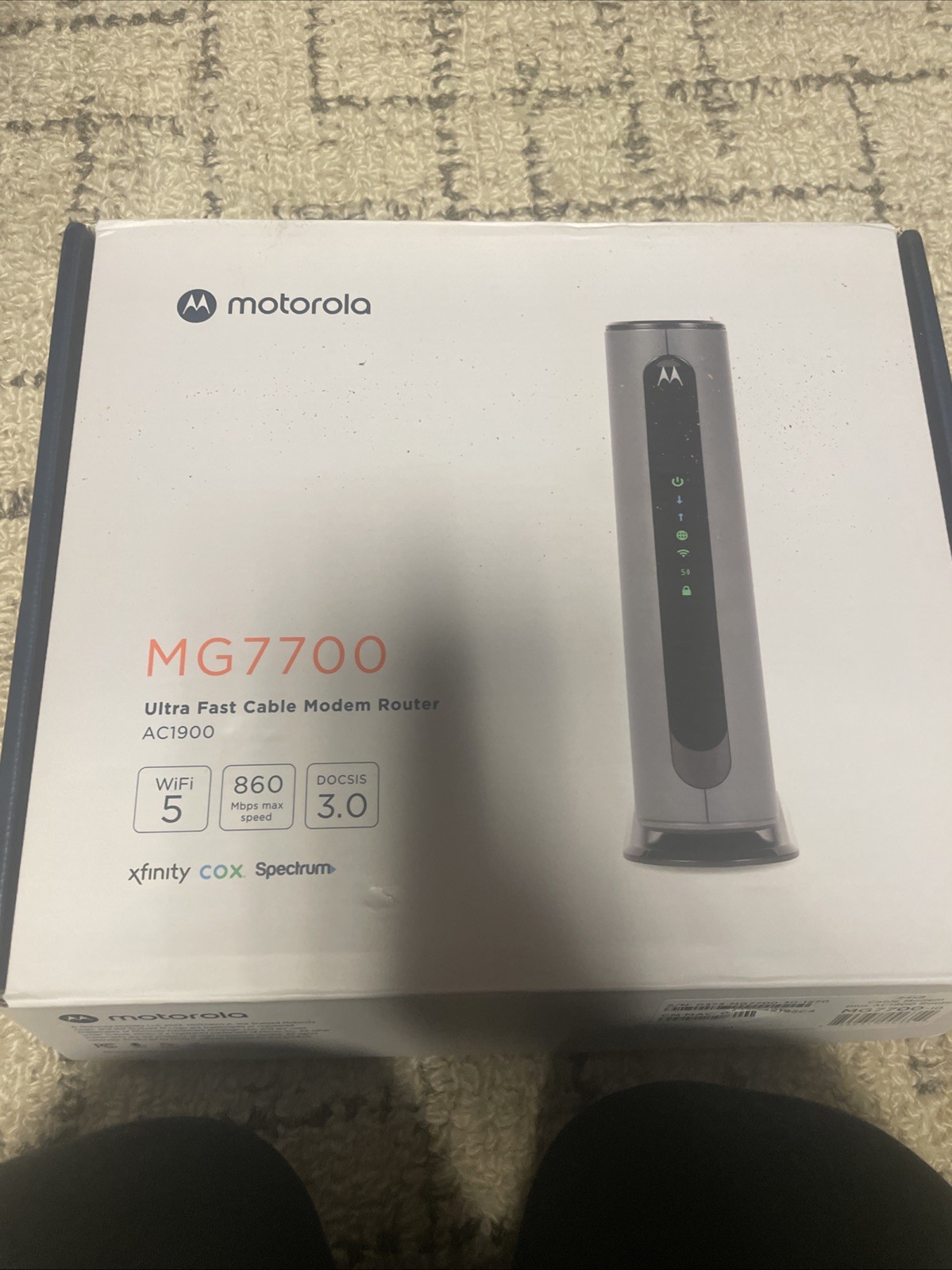 Motorola MG7700 AC1900 Dual-Band DOCSIS 3.0 Cable Modem WiFi Router w Power Cord