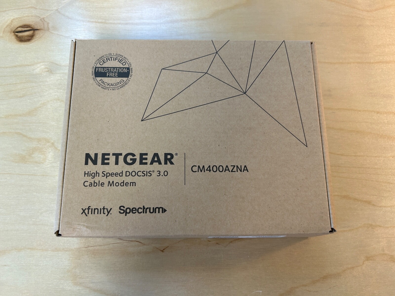 Netgear Modem DOCSIS 3.0 (CM400-100NAS) 340 Mbps w/Box