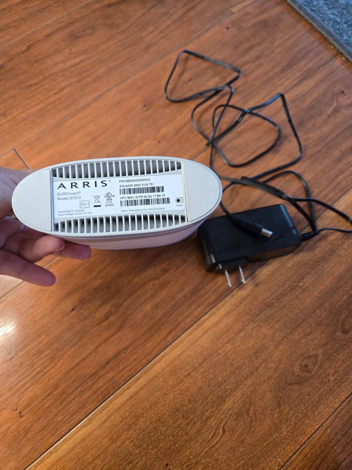 ARRIS SURFboard S33v3 DOCSIS 3.1 Cable Modem 2.5 Gbps