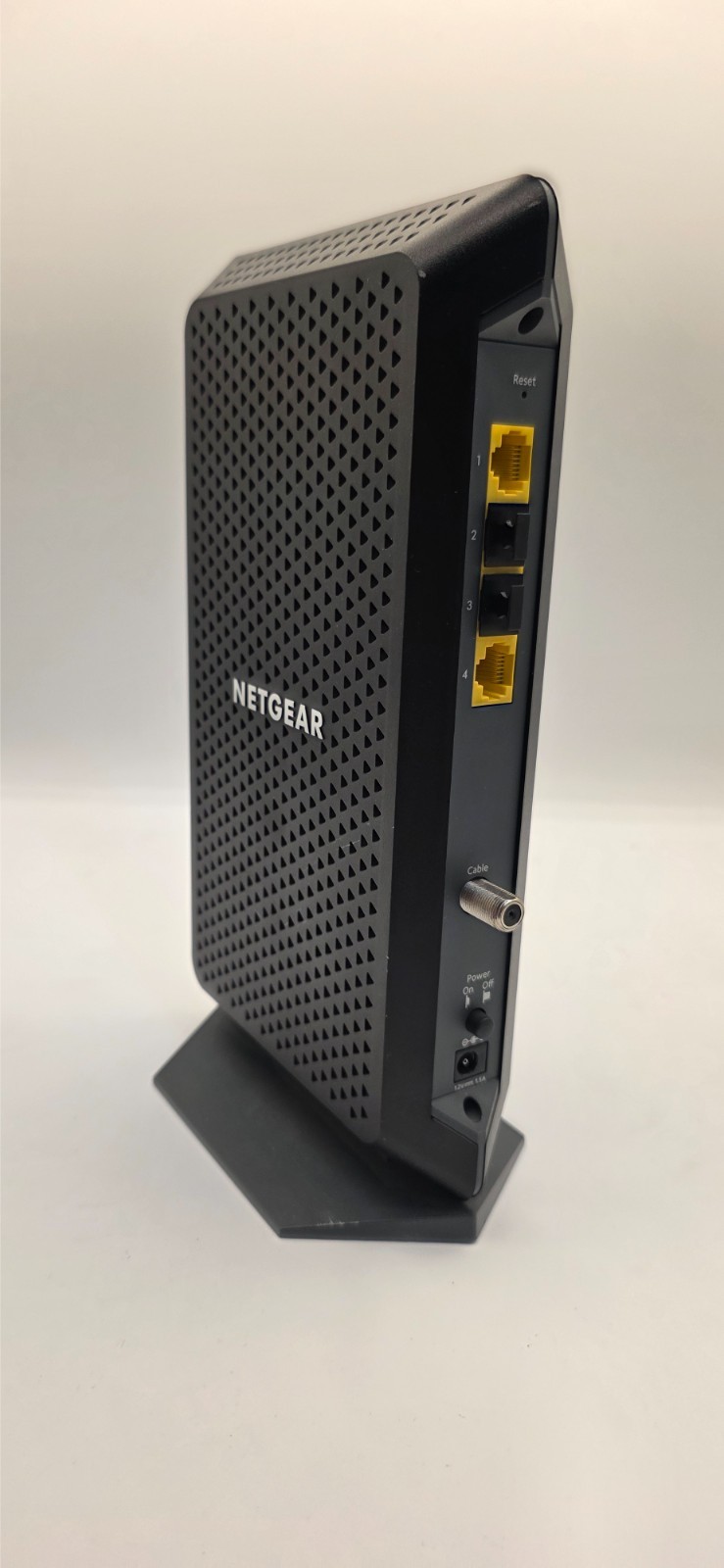 NETGEAR Nighthawk CM1200-100NAS DOCSIS 3.1 Cable Modem