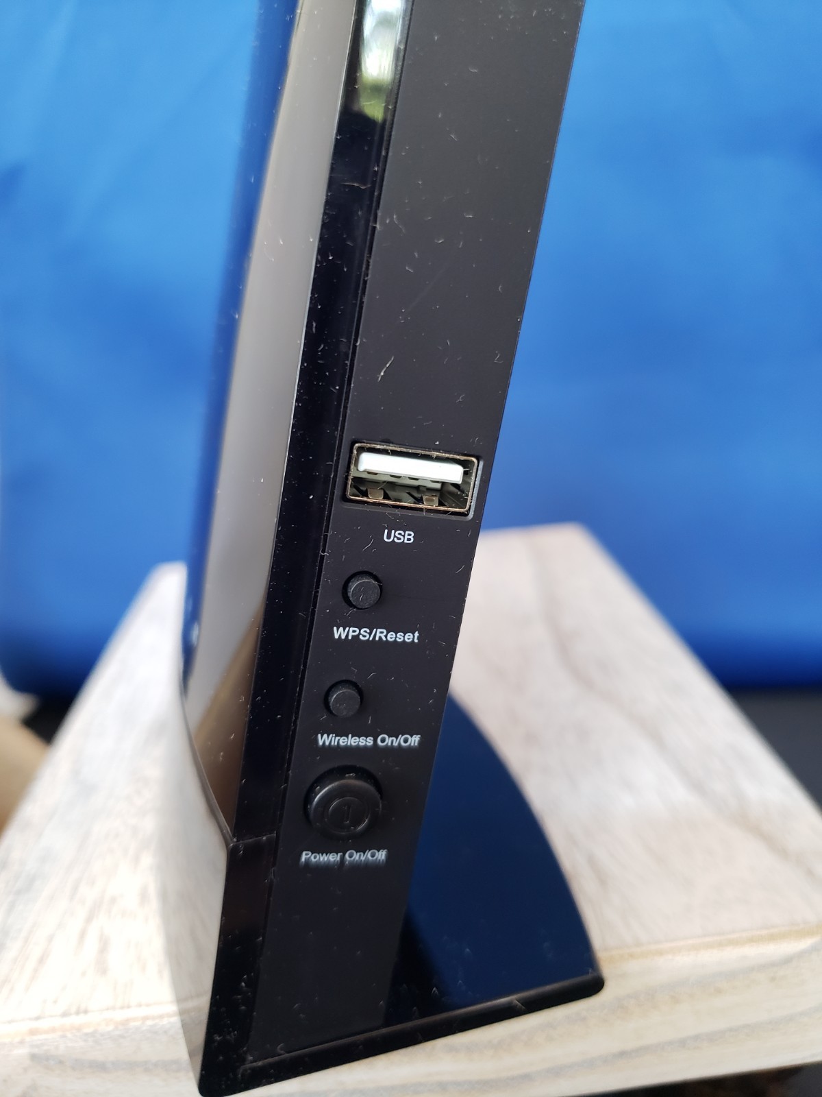 DOCSIS 3.0 Cable Moden TP-Link Modem Model: TC-7610 TC7610 ( No Cord )